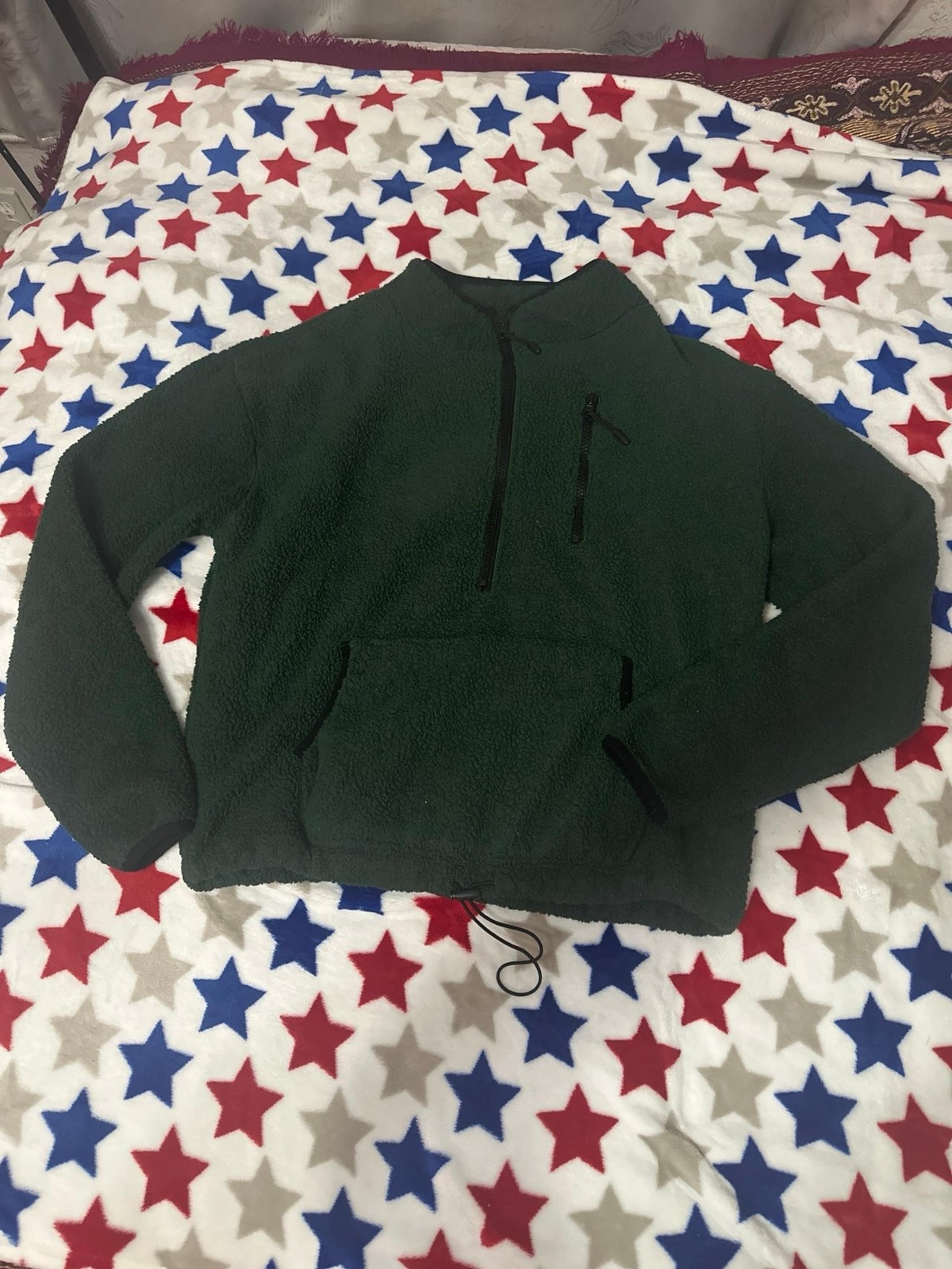 Green sweatshirt large