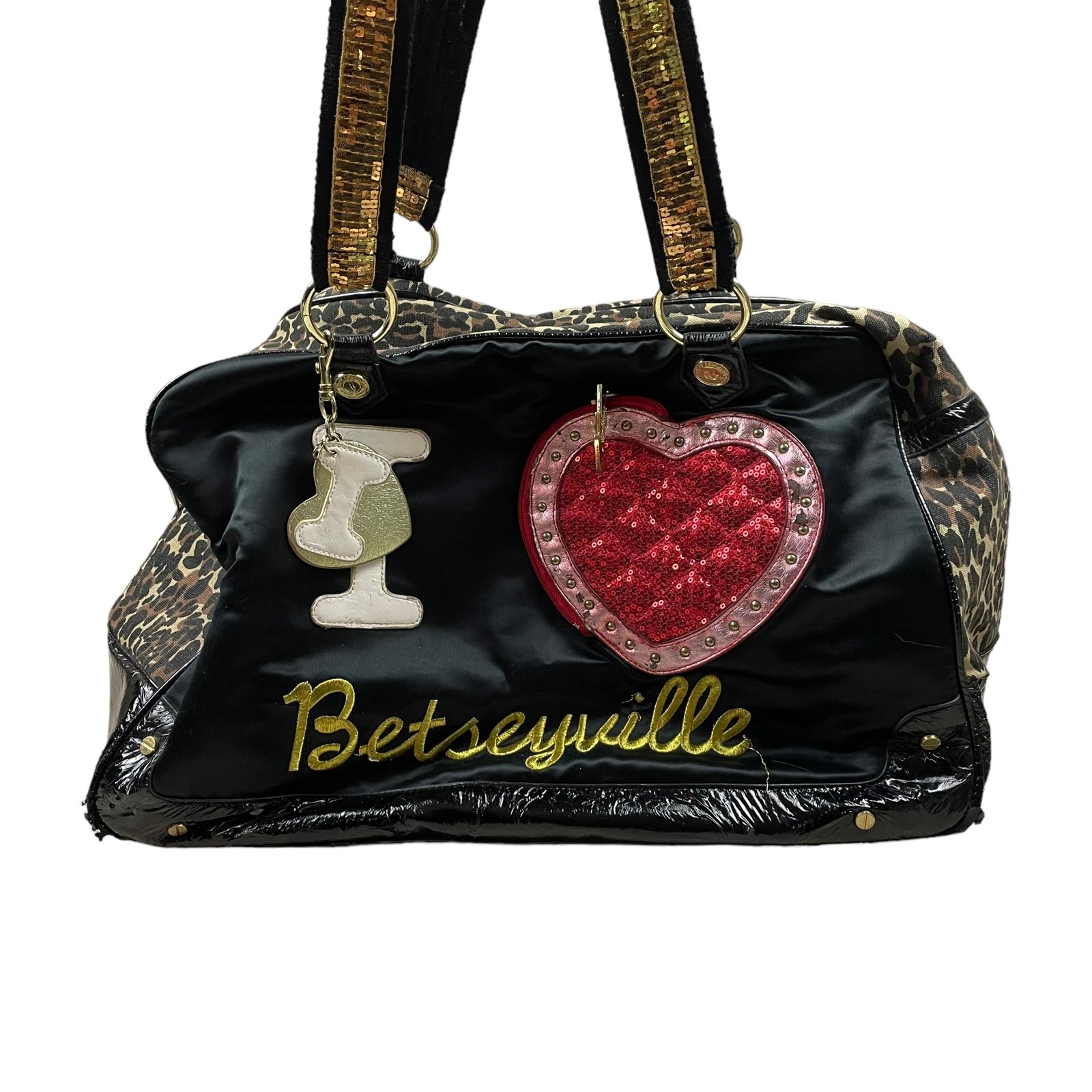 Betsey johnson shoulder bag | Betsey johnson, Bags, Shoulder bag