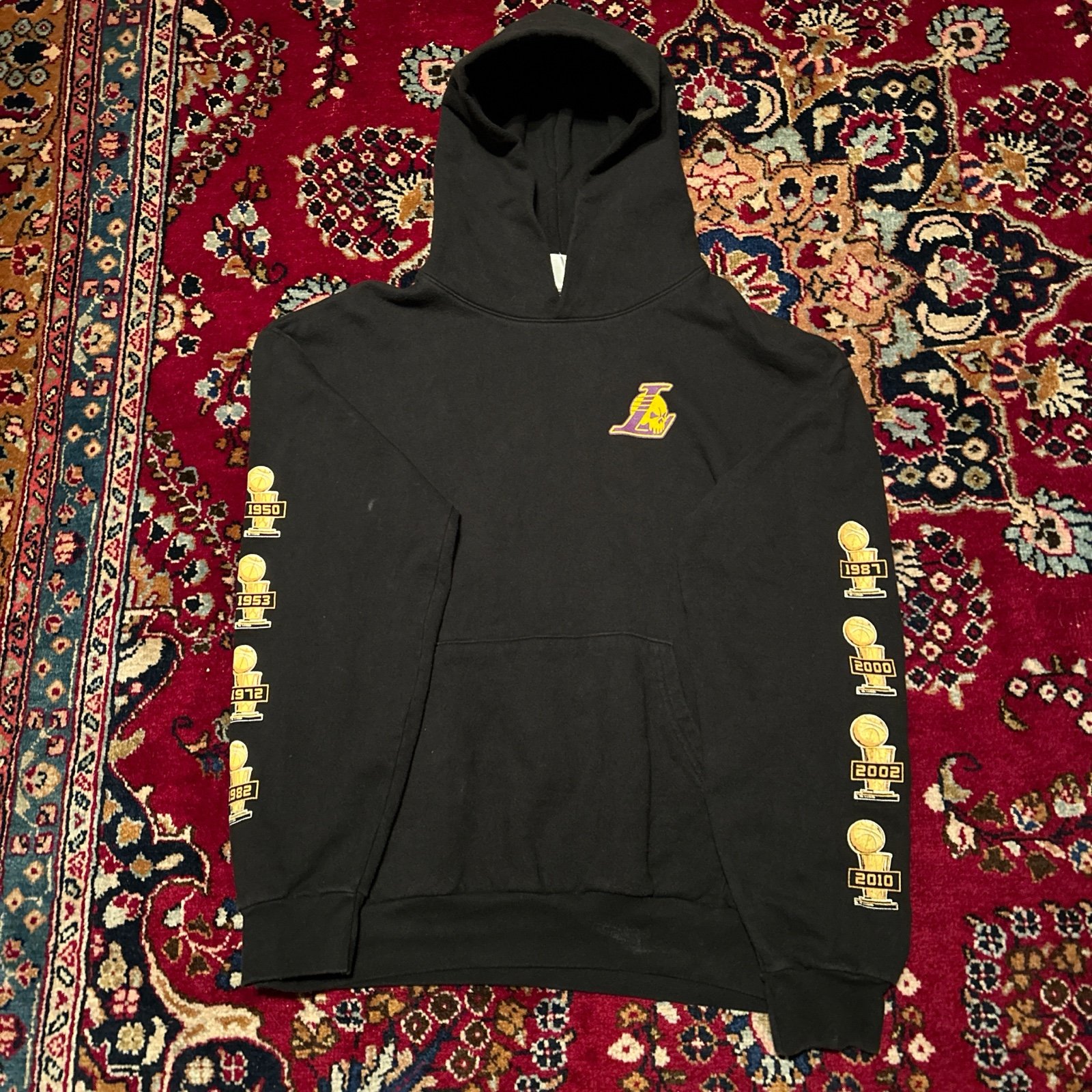 2020 warren lotas lakers trophies hoodie
