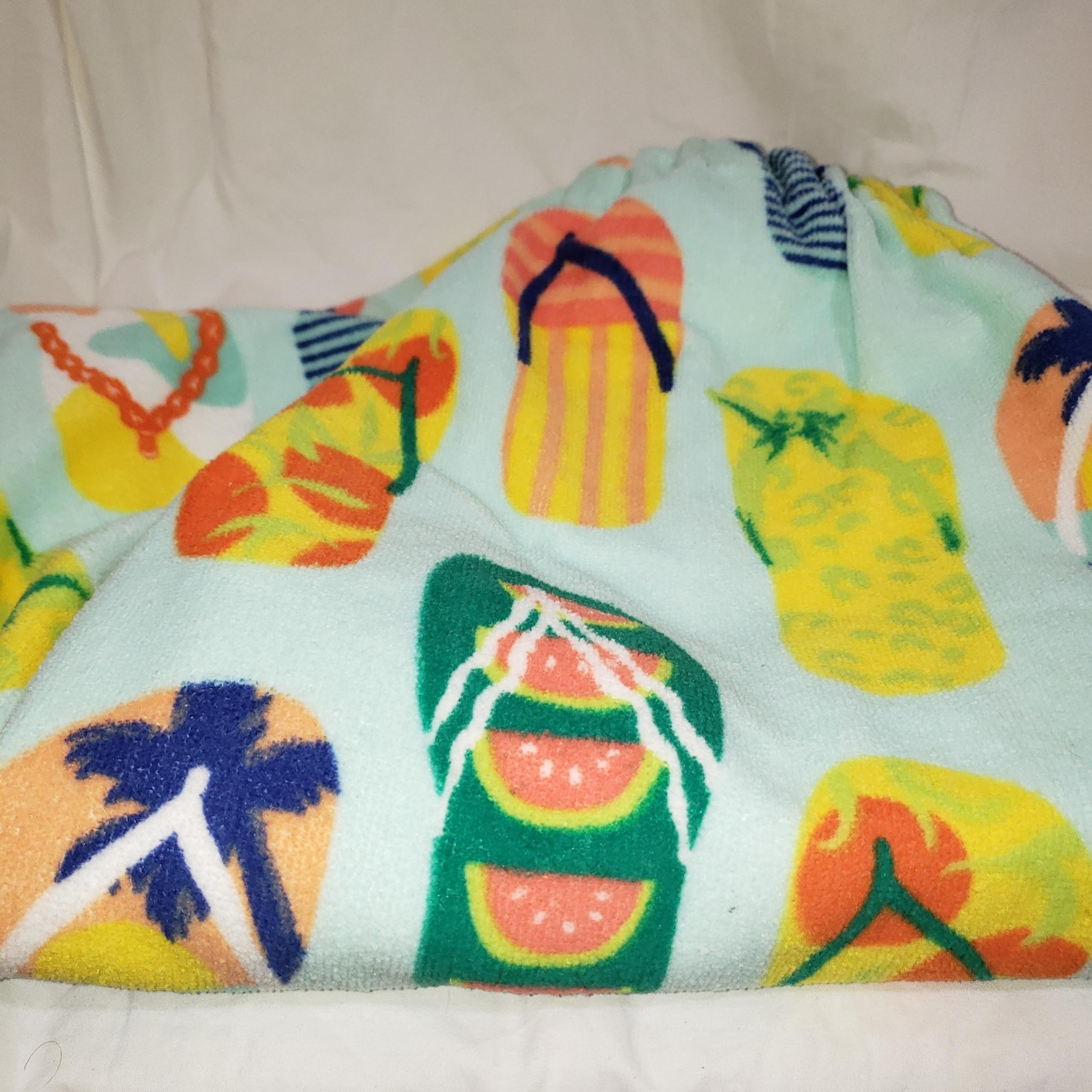 The big One Kohls shower bath wrap around towel College beach spa party flipflop