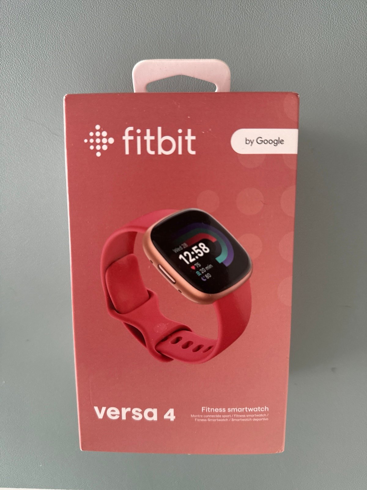 Fitbit Versa 4