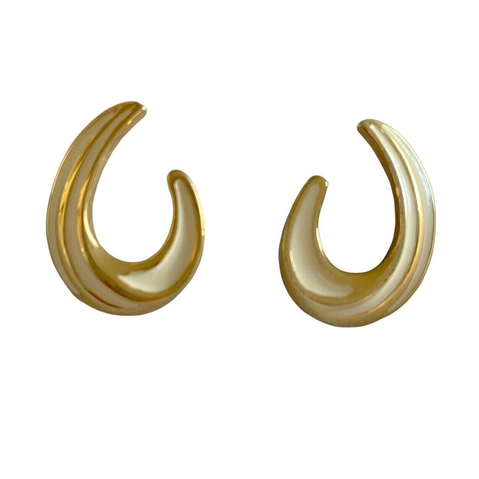 VTG TRIFARI Signed Gold Tone Abstract Ivory Colored Enamel Earrings Chic Style