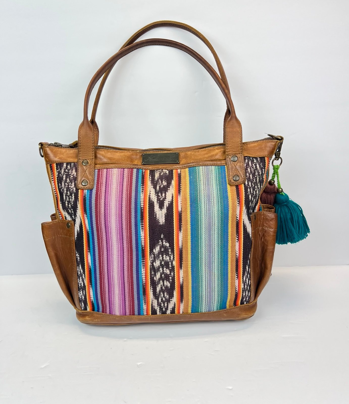 Nena & Co. The Perfect Bag Medium Made in Guatemala