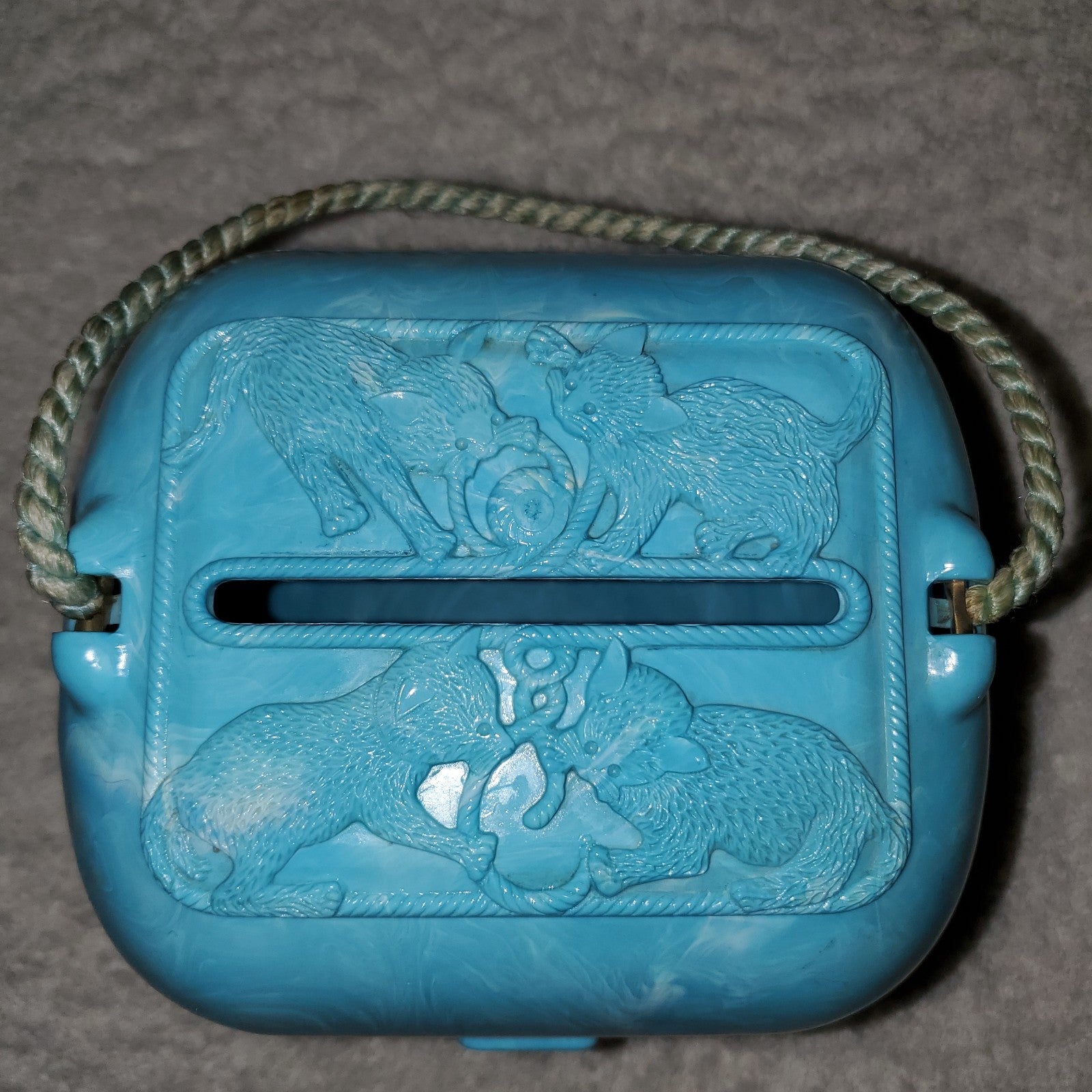 Vintage MCM kitty cats yarn box with handle by Hommer