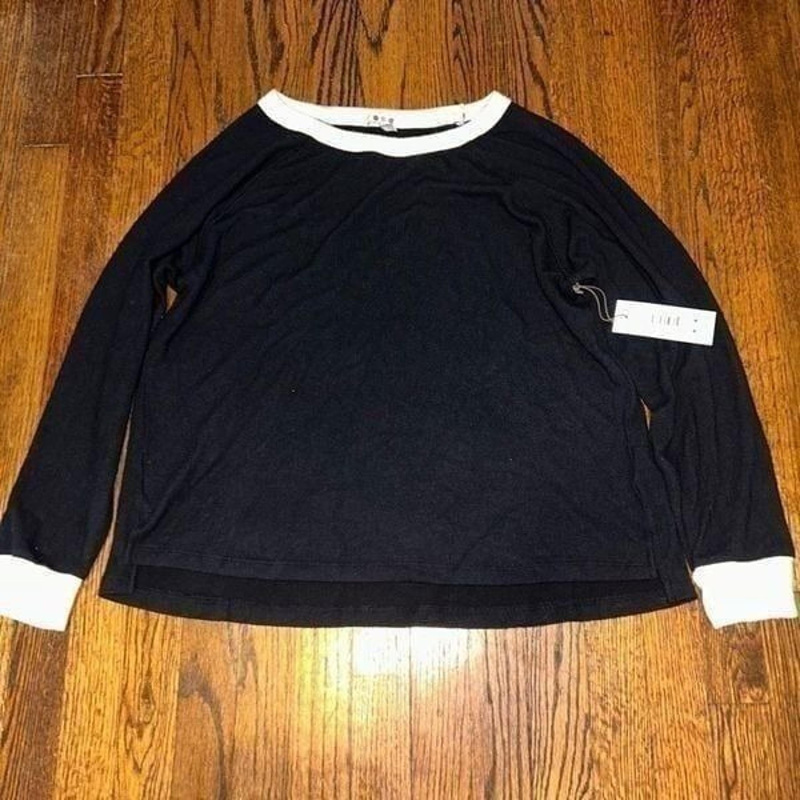 New three dots blouse
