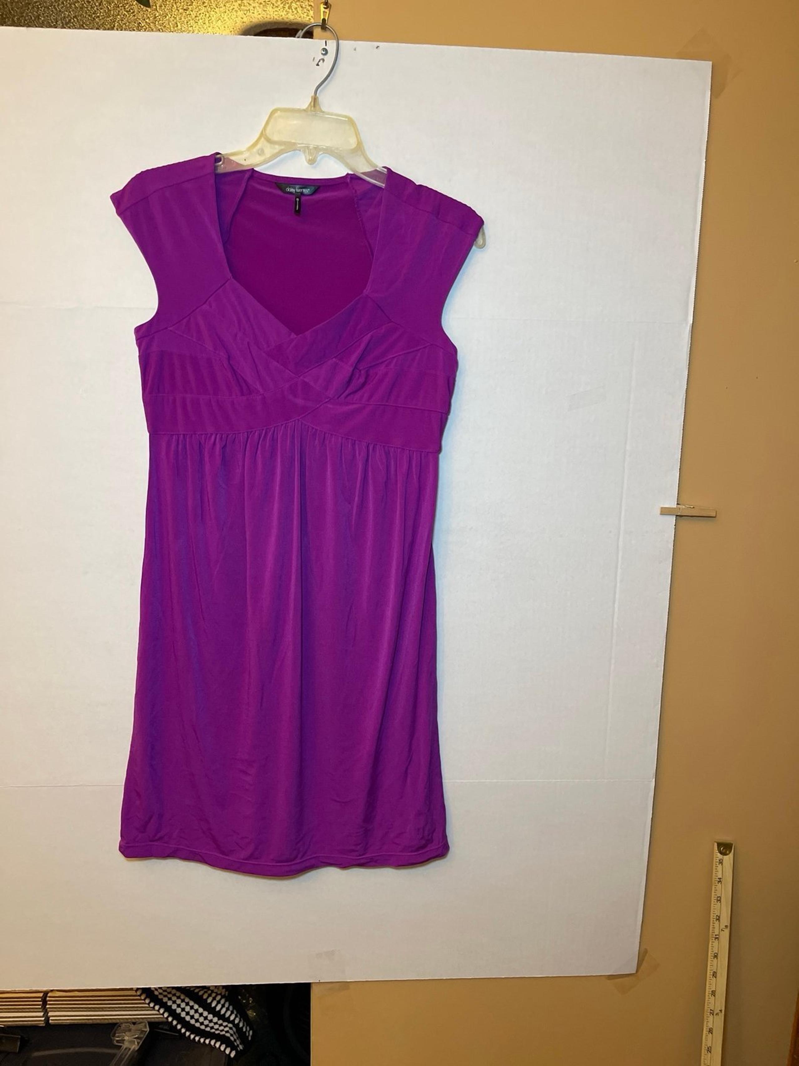 Daisy Fuentes Women’s Casual Dress