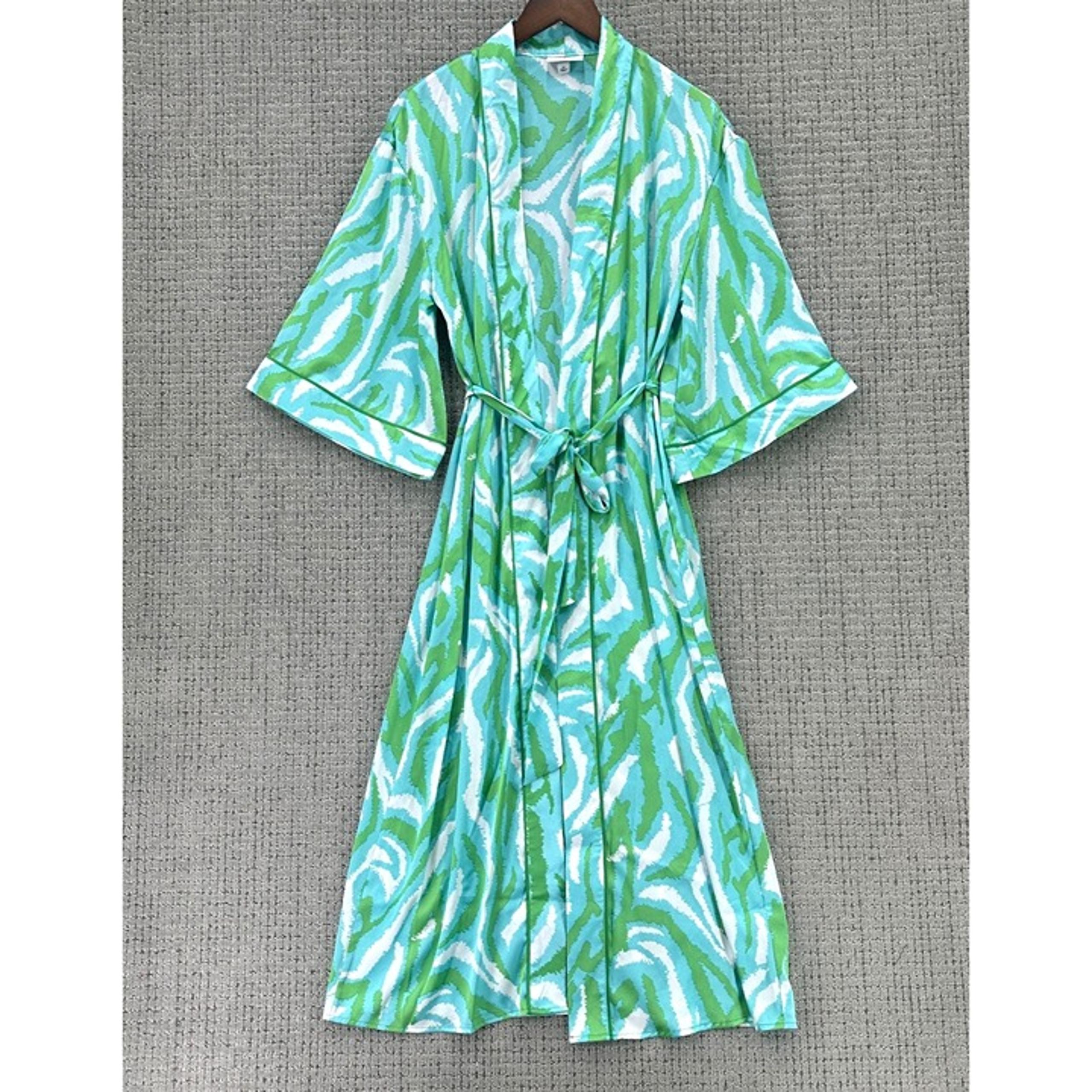 Diane Von Furstenberg Target Robe Womens Size XS Green Long Satin Disco Zebra