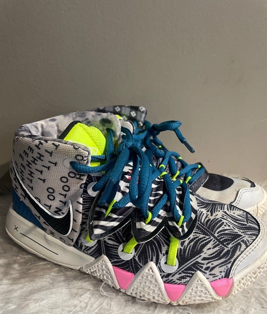 Kids Nike Kybrid S2 “What The Neon” Shoes Size 12