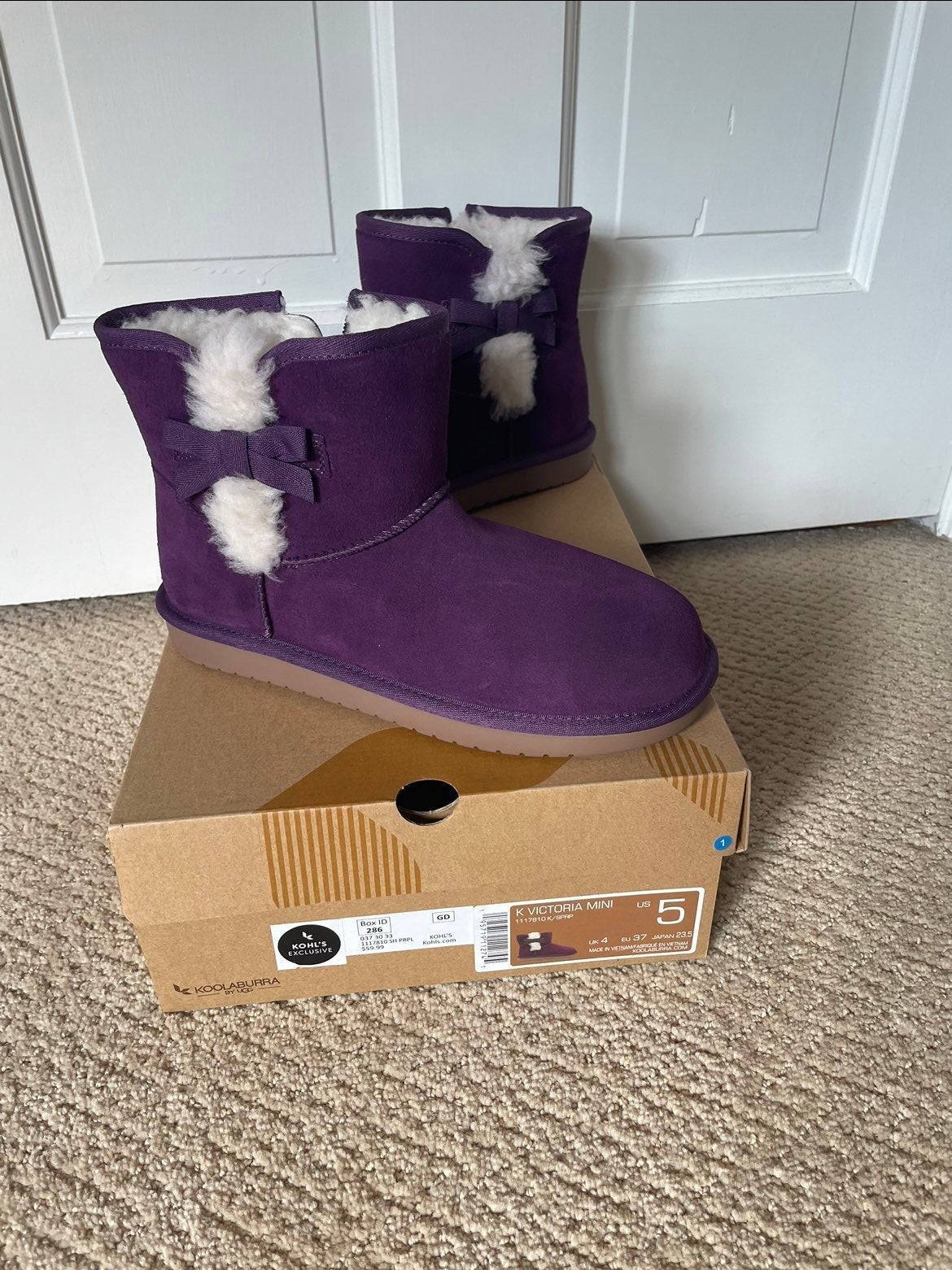 NWT Koolaburra by Ugg Purple Boots Size 5