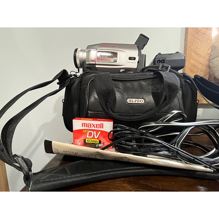 For Parts Panasonic PV-DV52D Digital Camcorder With Hi-Pro Carrying Case Maxell