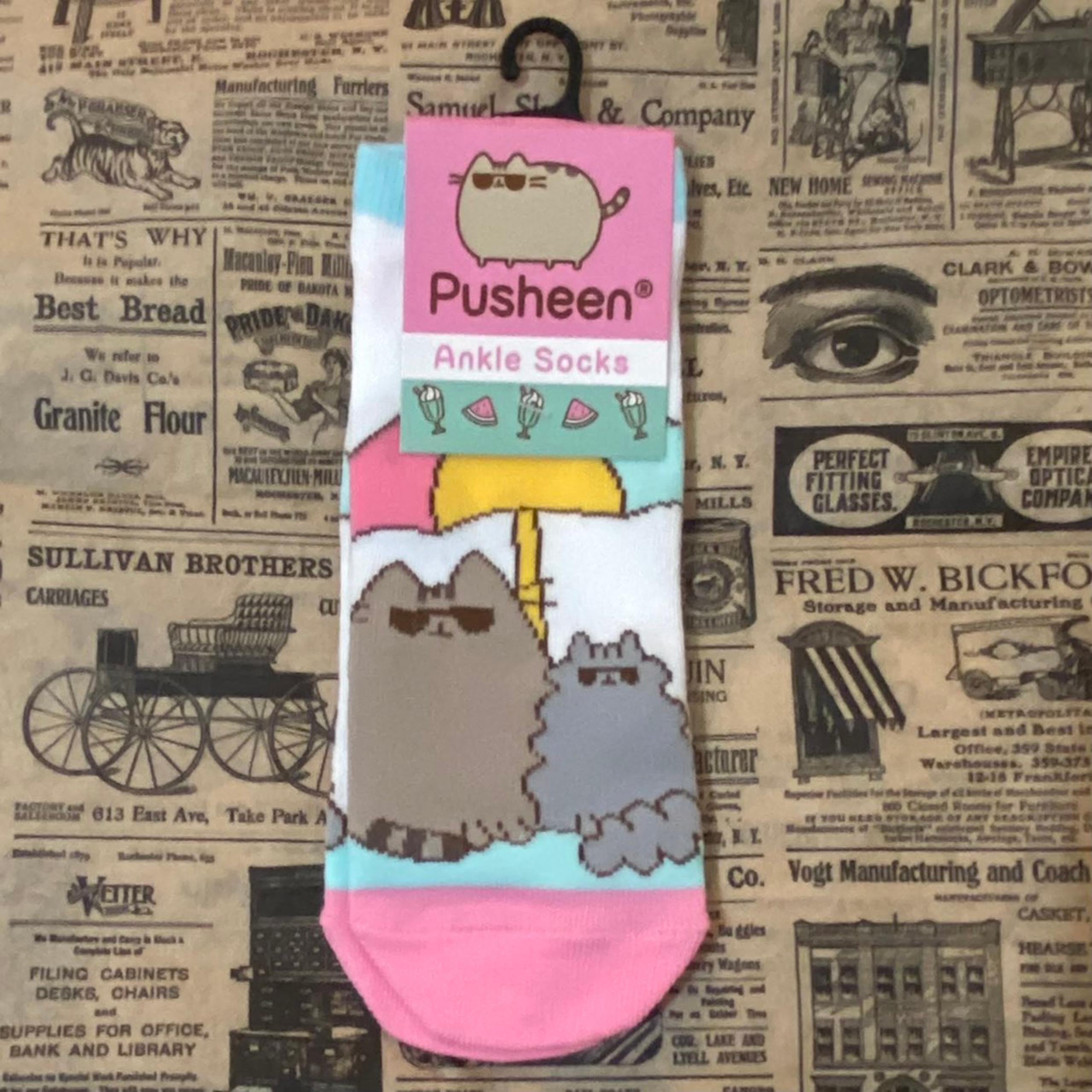 Pusheen Lazy Summer No-Show Socks