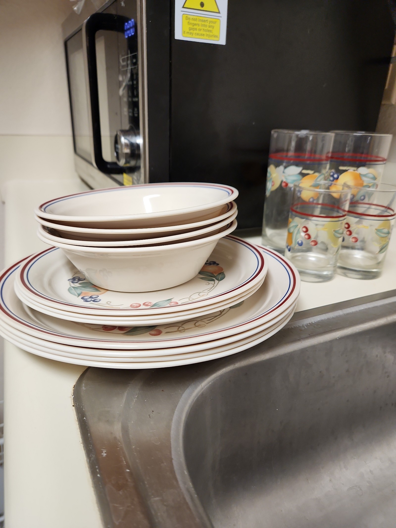 Corelle abundance 4 piece set