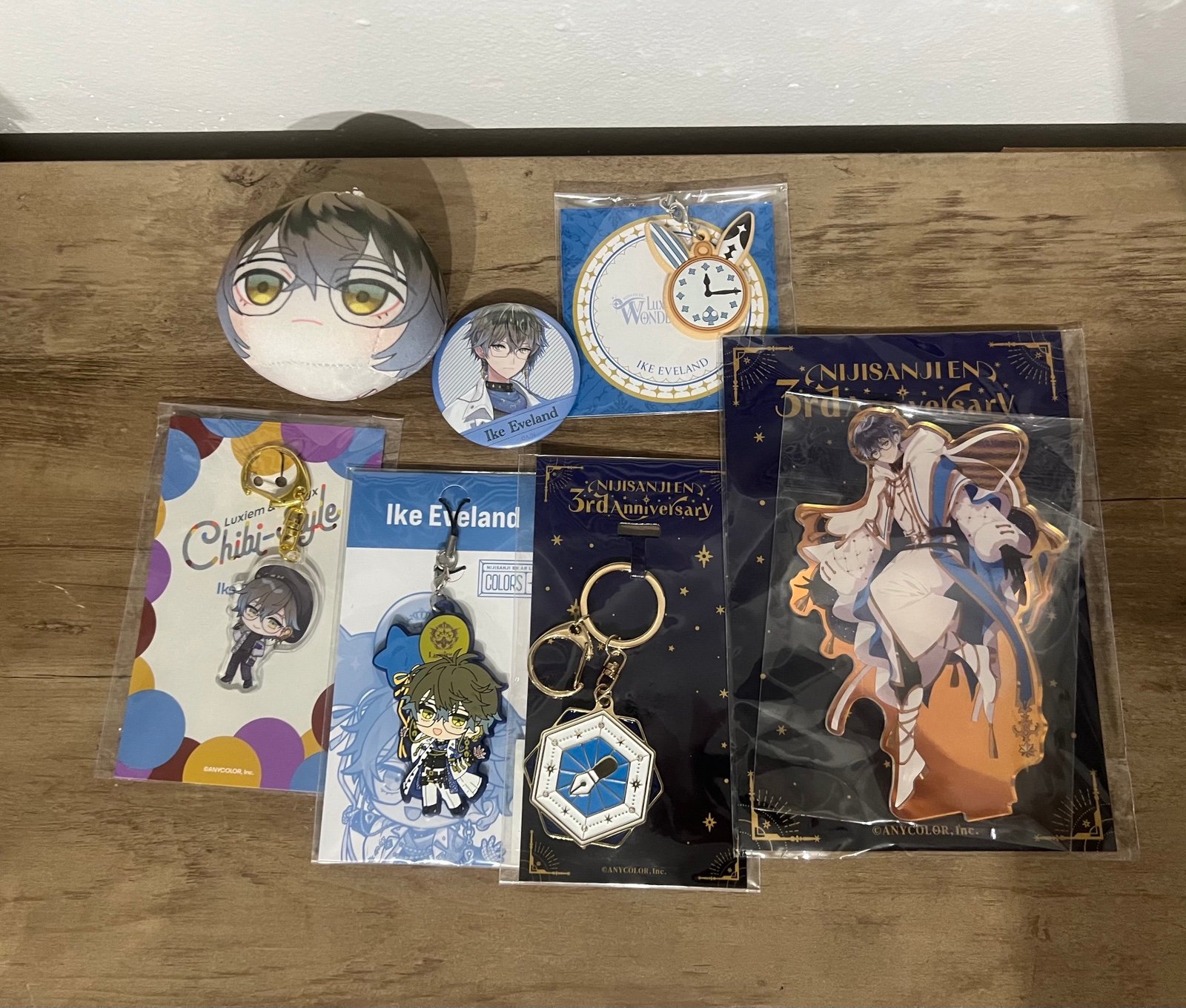 Ike Eveland Vtuber Merch Lot (Read desc!)