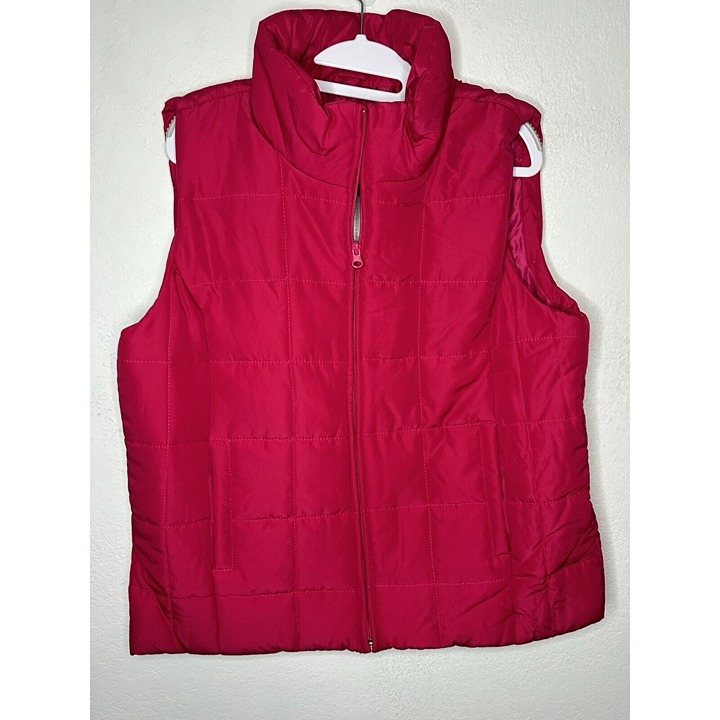 New York And Company Women’s Red Puffer Vest Size XL