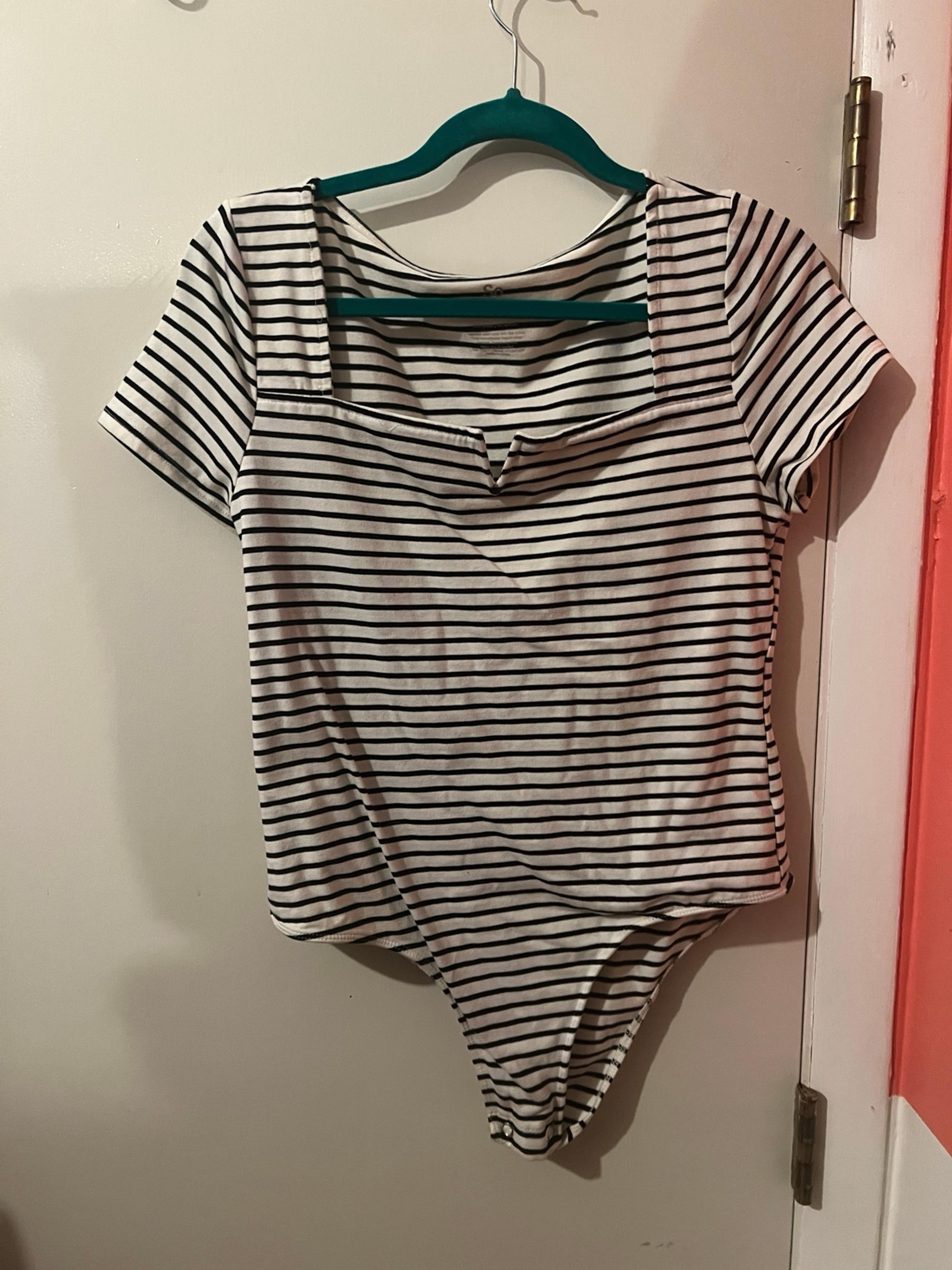 Kohls SO juniors black and white striped stretch bodysuit with neckline detail