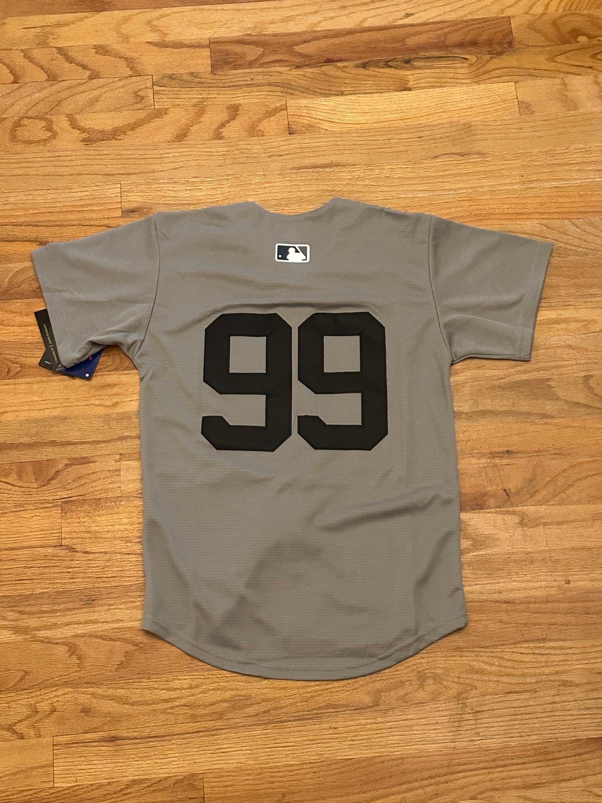 Aaron Judge #99 NY Yankees Gray Kids Jersey YOUTH MEDIUM Jersey NEW