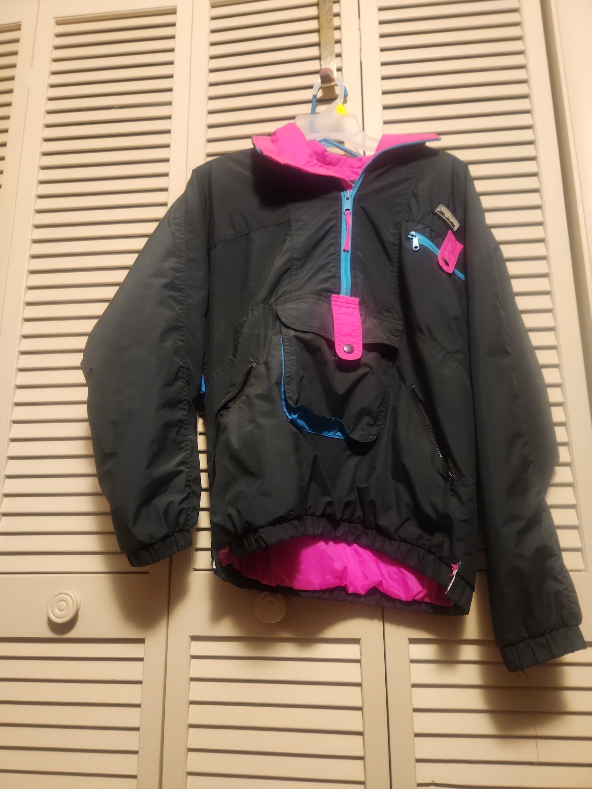 Vintage Jansport 1/2 zip Winter Ski Pullover size medium  black, pink, and teal