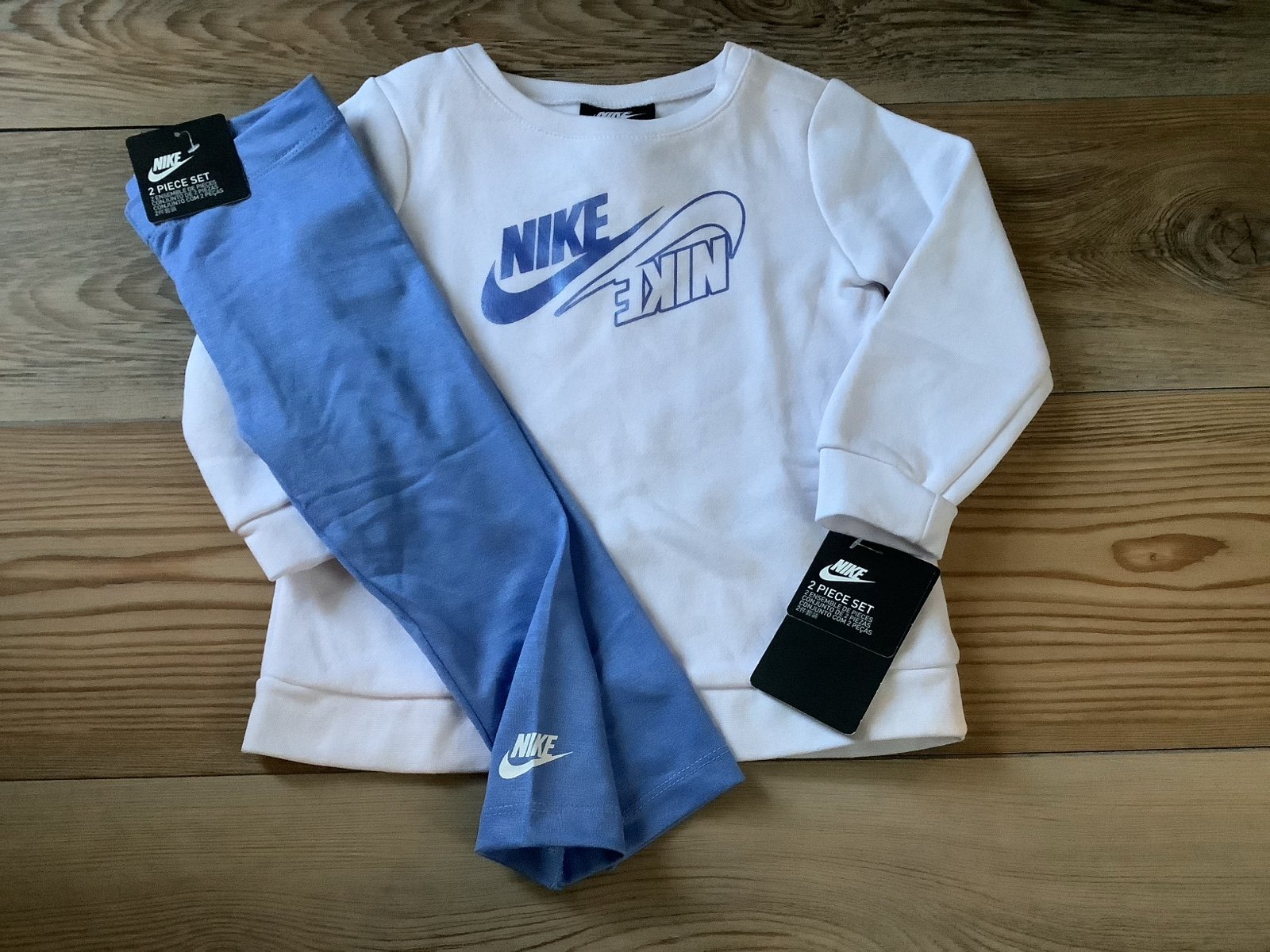 Nike girls sweatshirt & leggings set size 24 months(NWT)~PRICE IS FIRM ~