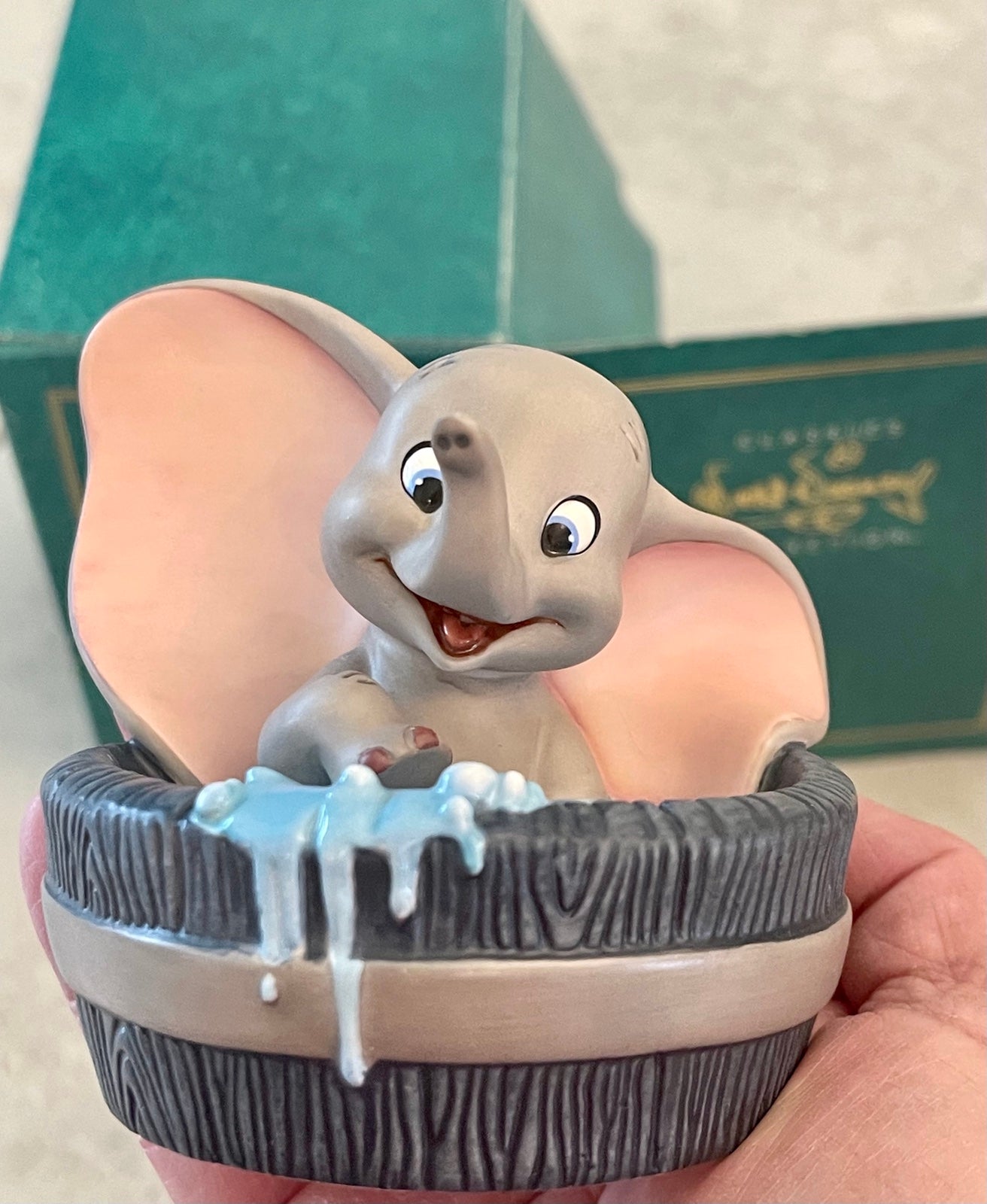 Walt Disney Classics Collection “Simply Adorable” Dumbo