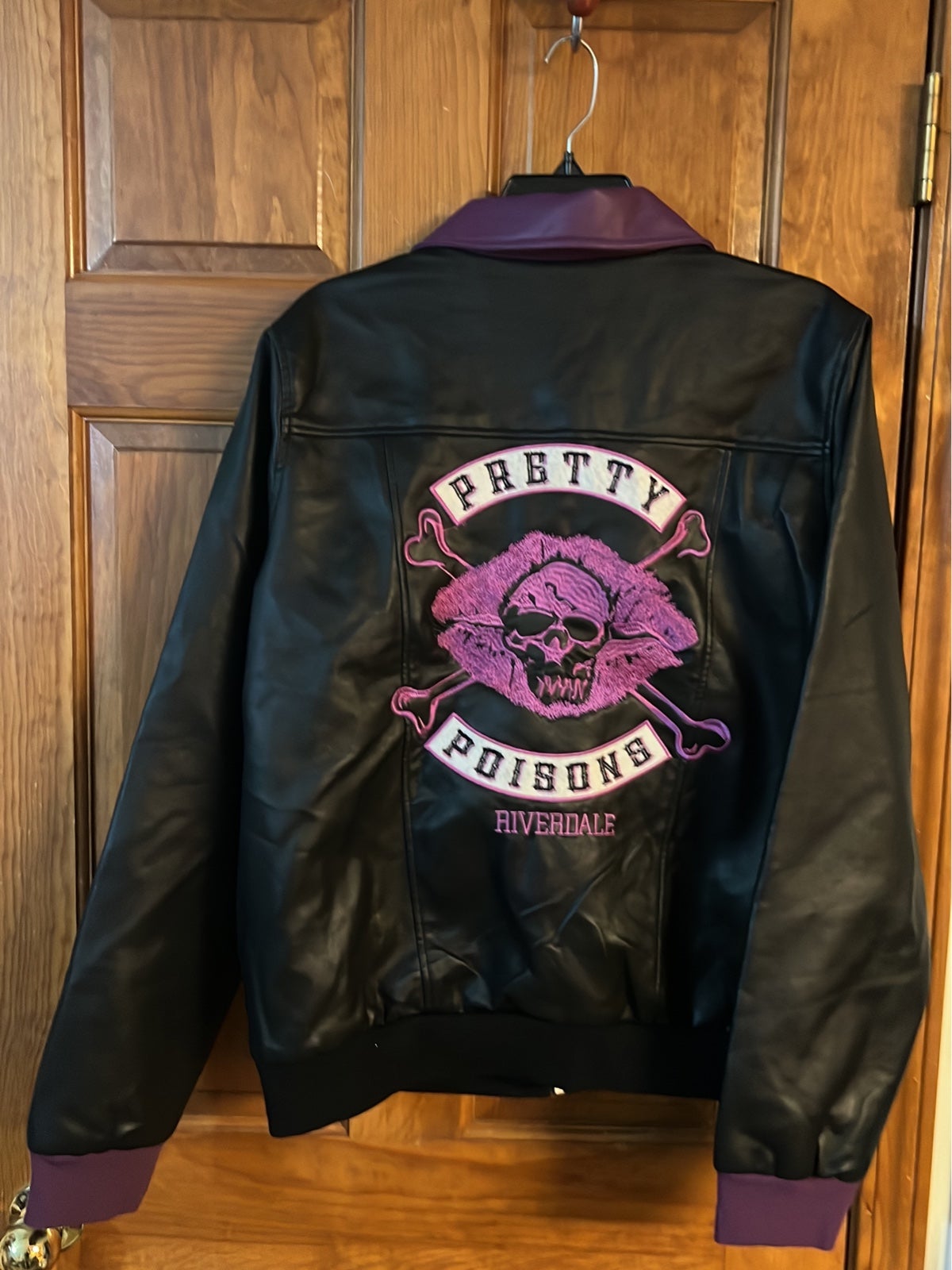 New Riverdale Pretty Poison Eomens Faux Leather Jacket Embroidered 2X 82 NWT