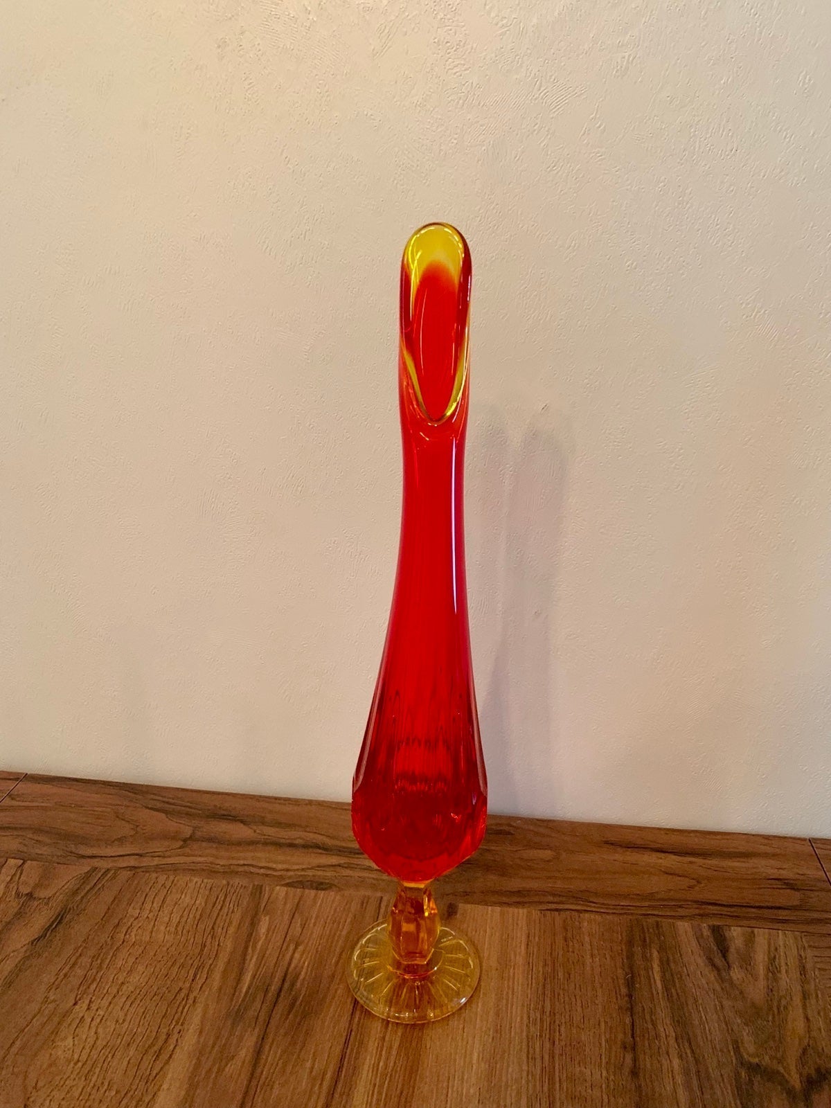 Vintage Pedestal Swung Vase in Red and Amberina