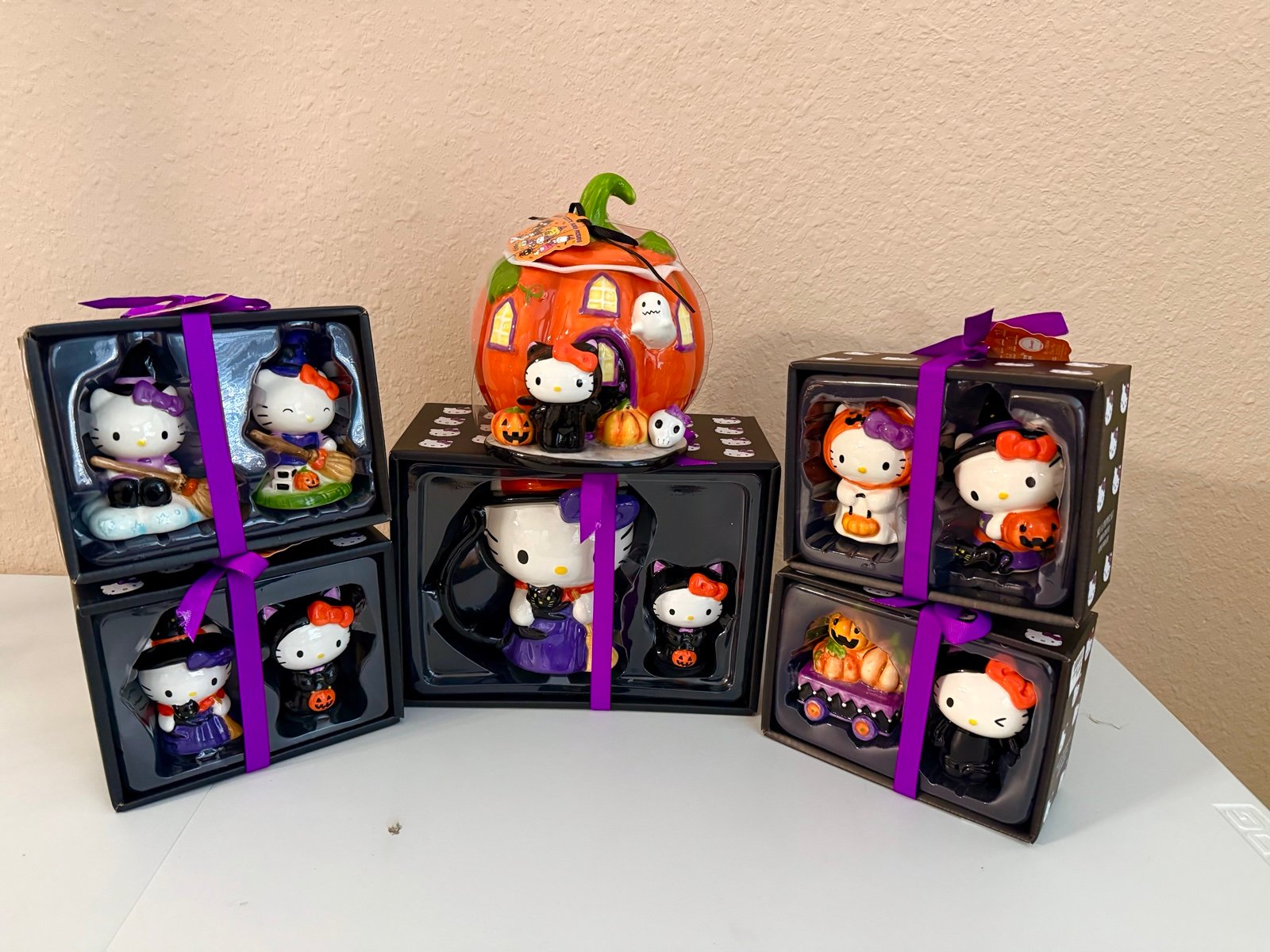 Hello Kitty Blue Sky Halloween Bundle