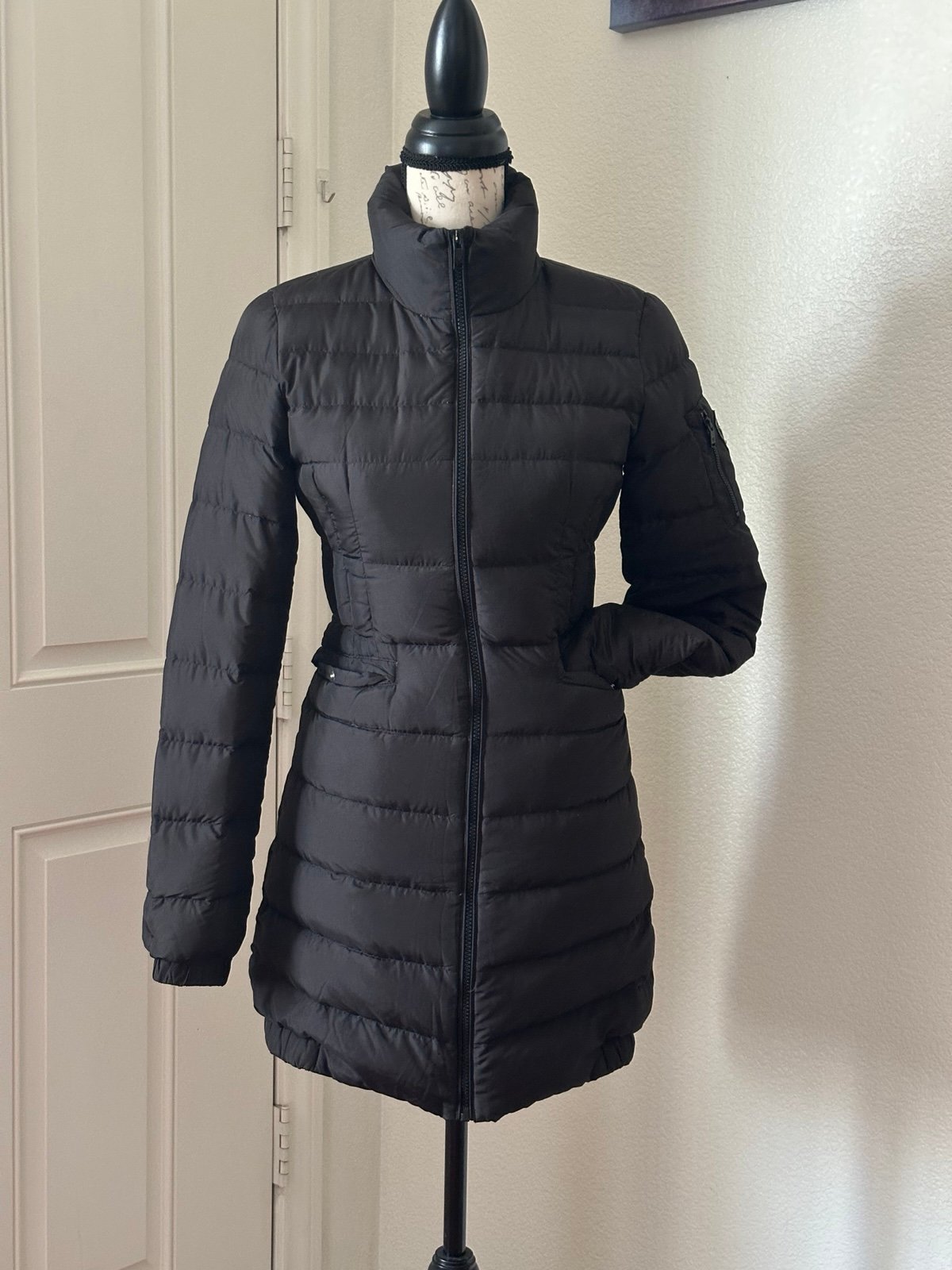 Guess Puffer