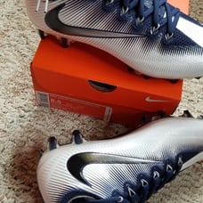 Ike Vapor Untouchable Pro Men's Footba