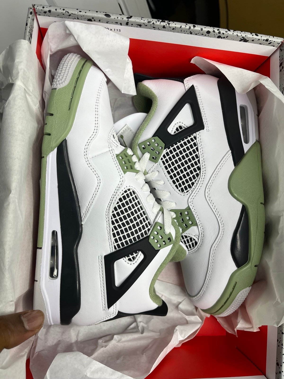 Air Jordan 4 Womans Seafoam