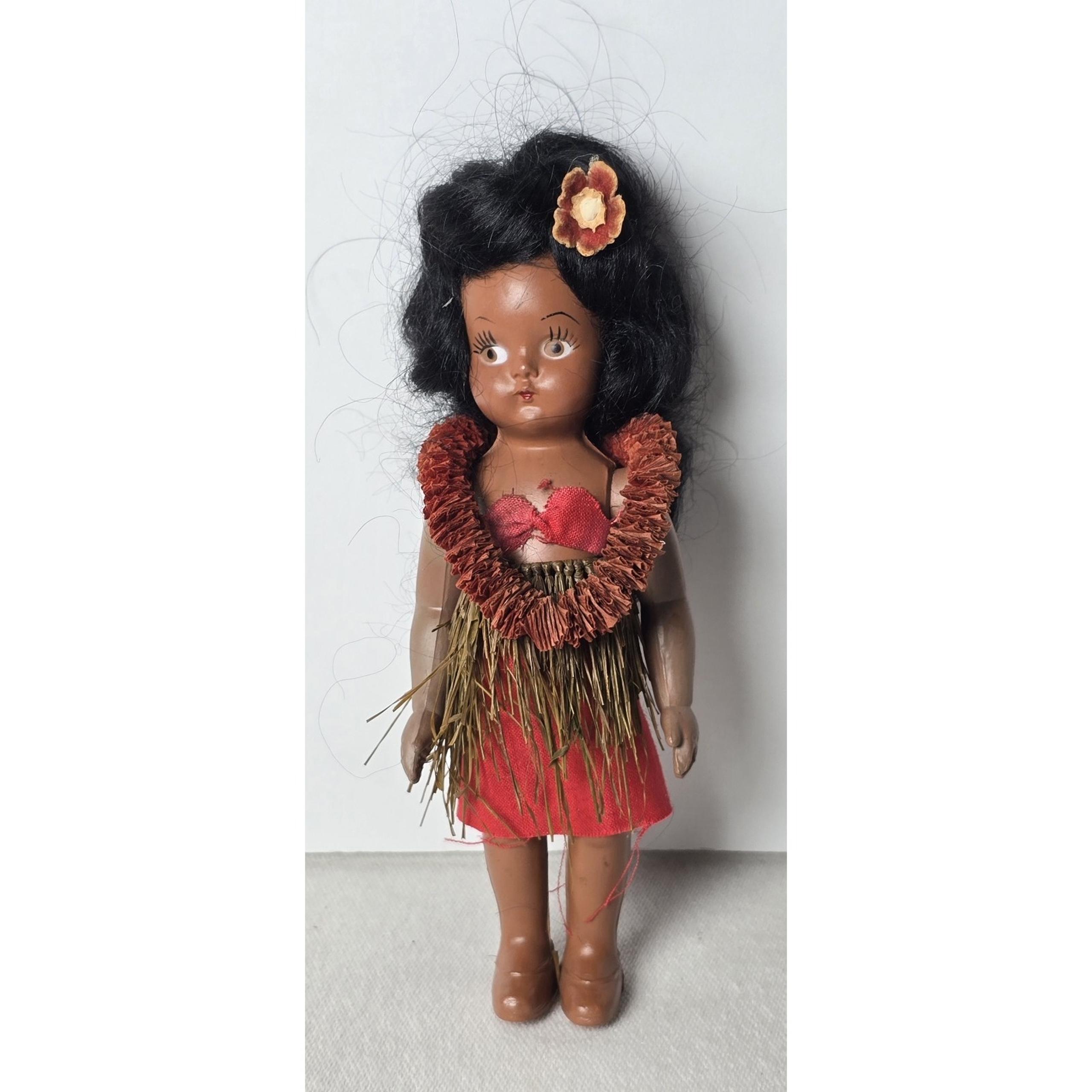 Vintage Native Hawaiian Girl Vinyl Doll Grass Skirt Hula 5 1/2" Tall Hawaii
