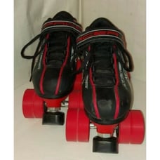 Pacer ATA600 Quad Speed Rollerskates P266B, Used once. Scuff on left skate.Sz 4
