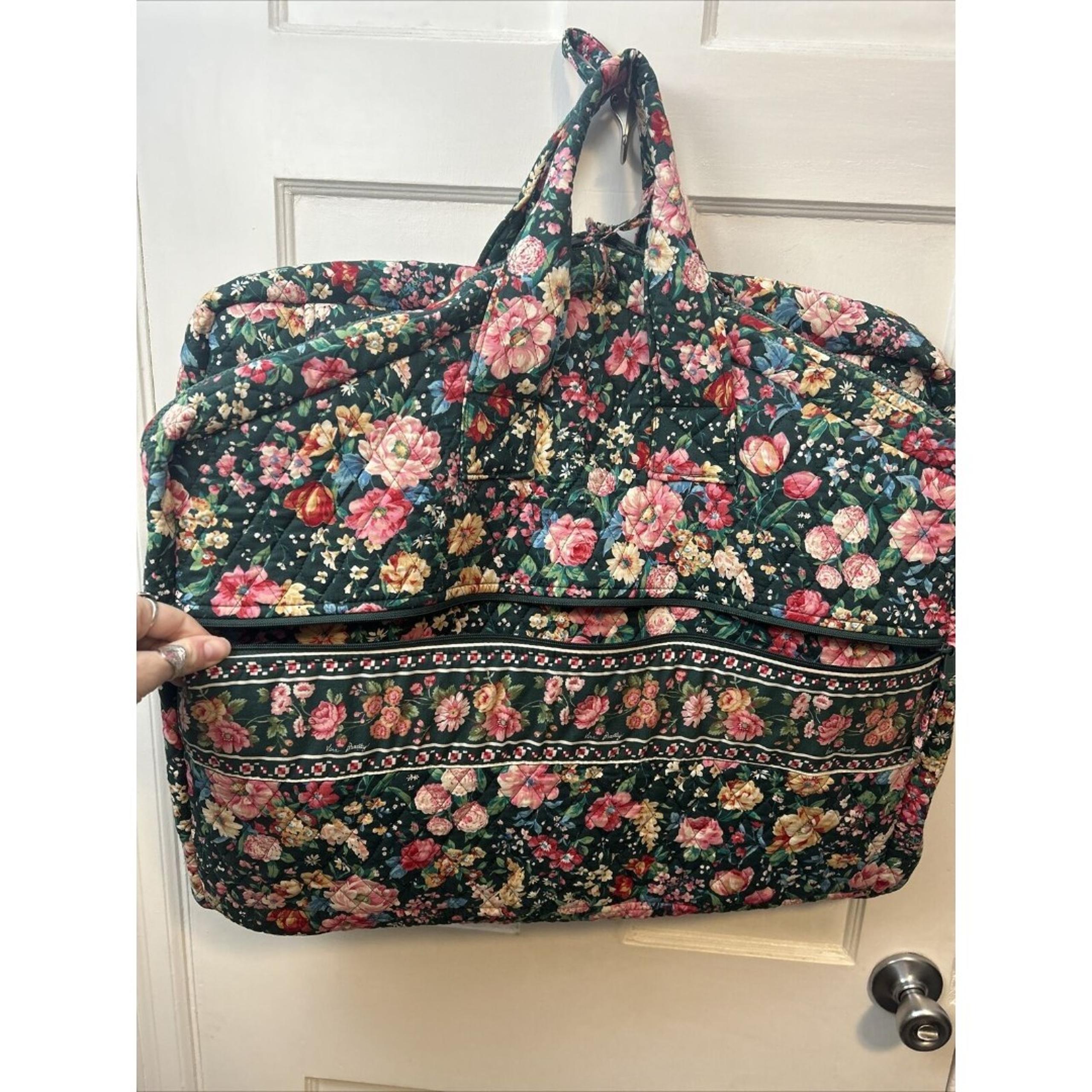 Vintage VERA BRADLEY Retired Spring Floral Hanging Travel Garment Bag Green Pink