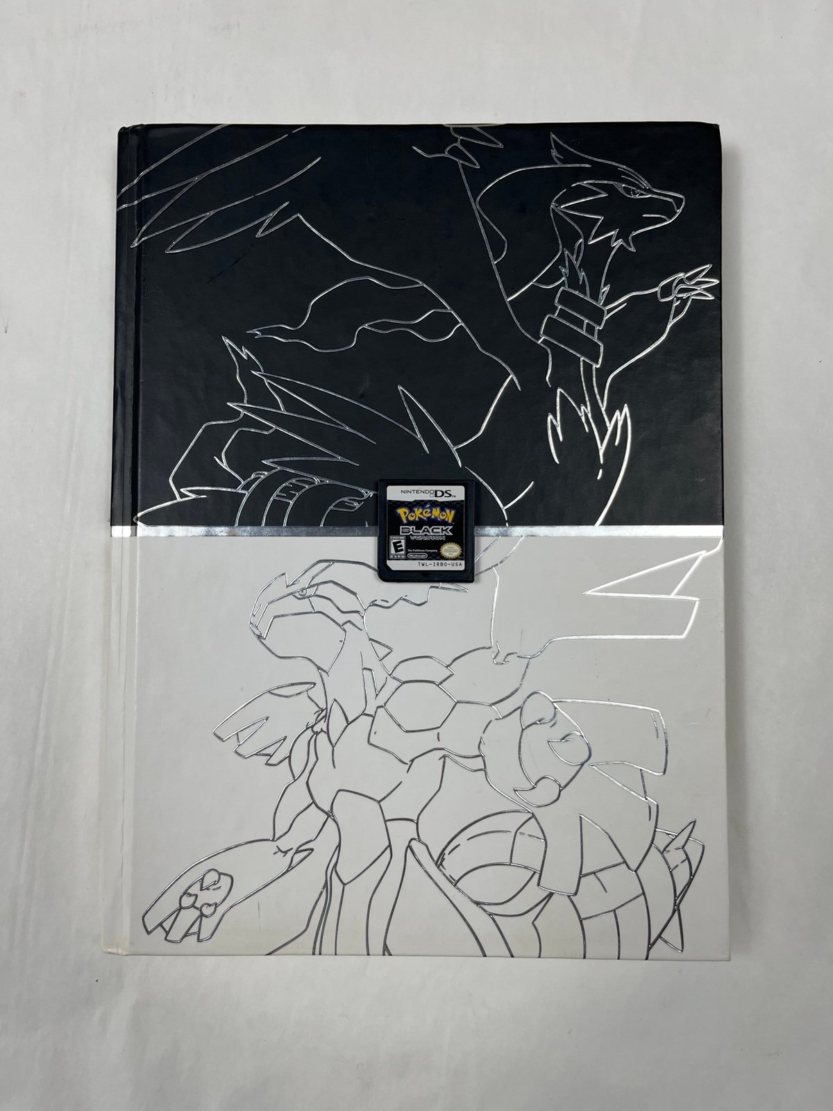 Pokemon Black for Nintendo DS with Strategy Guide
