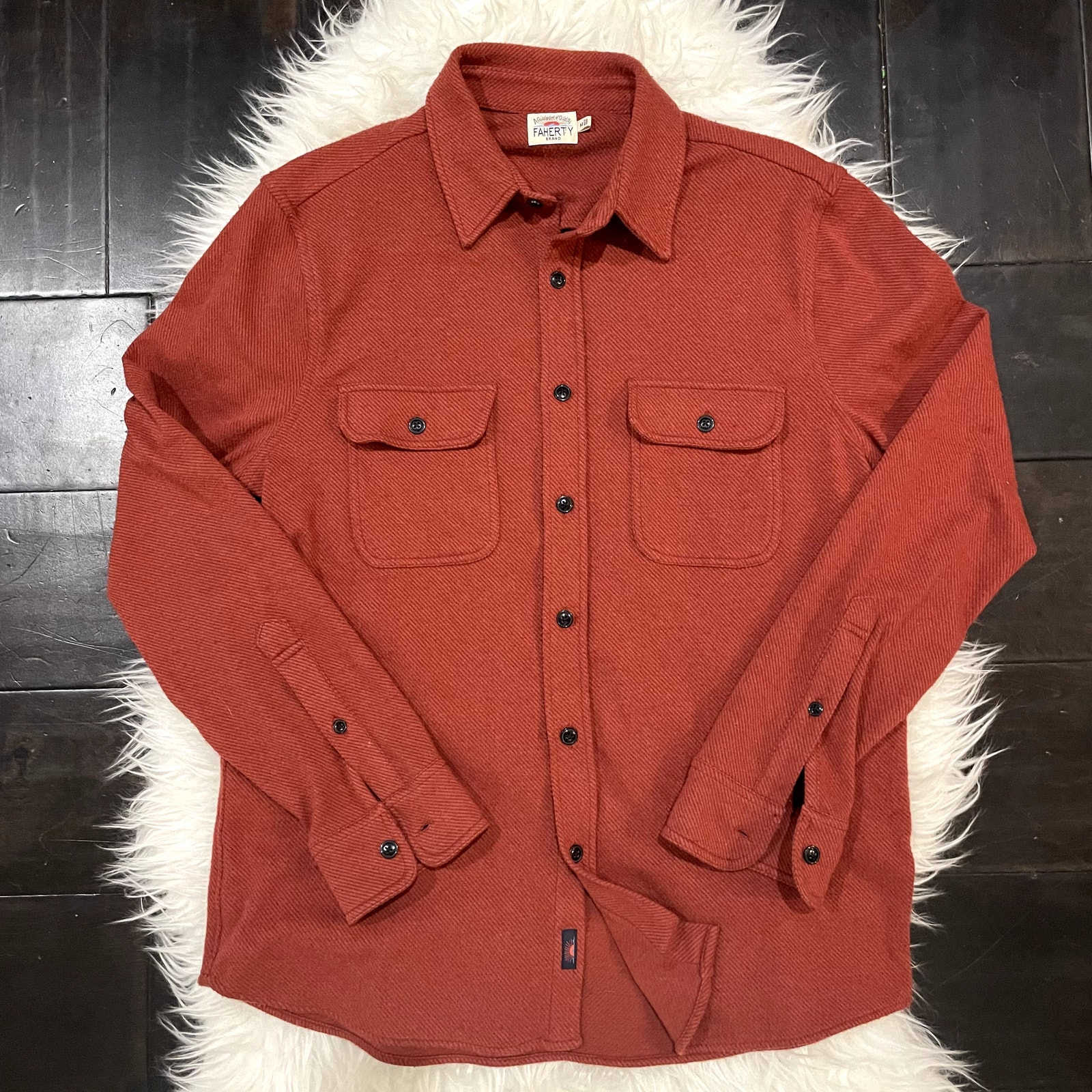 Faherty Twill Burnt Red Brown Button Front Long Sleeve Men's Size M