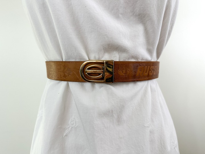 Vintage 90s-Y2k Light Brown Embossed Leather Bear Russian Souvenir Belt - Large