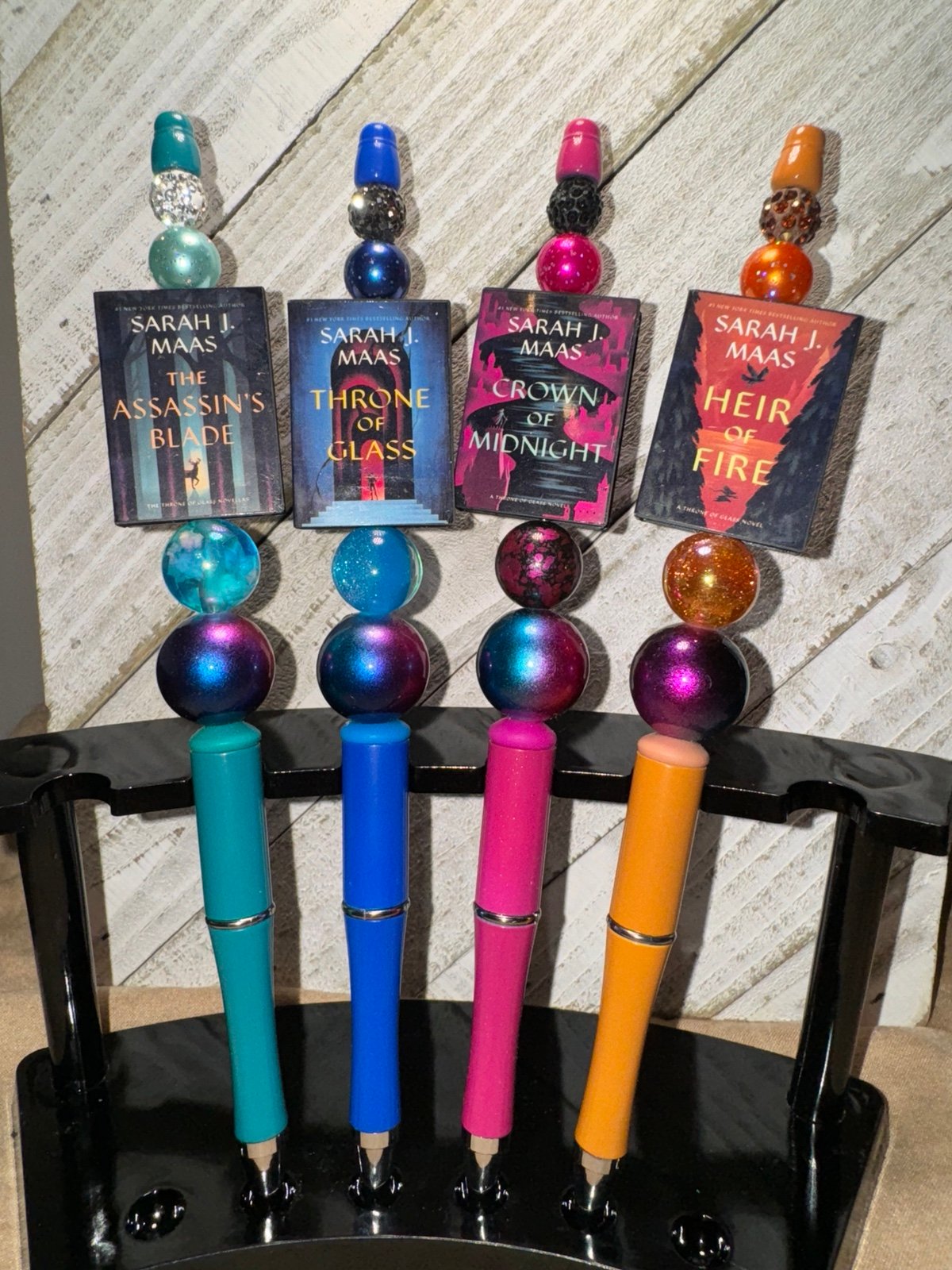 Tog beaded pens