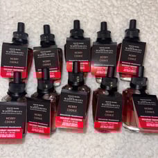Bath and body works wallflowers