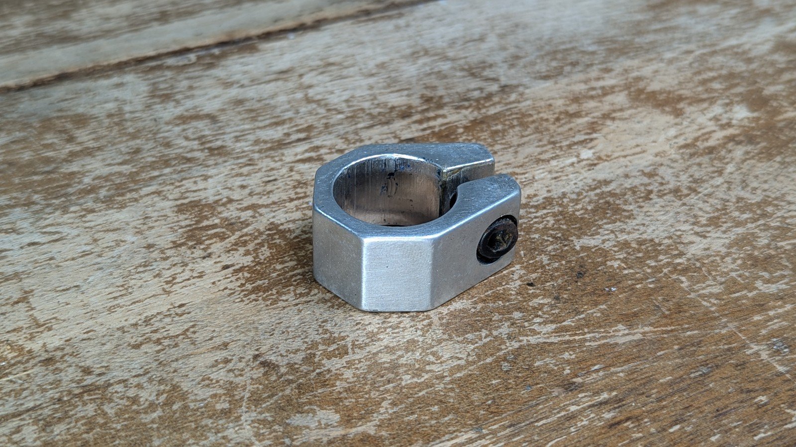 retro mongoose BMX seat clamp 1990s chrome 25.4 rare nice condition