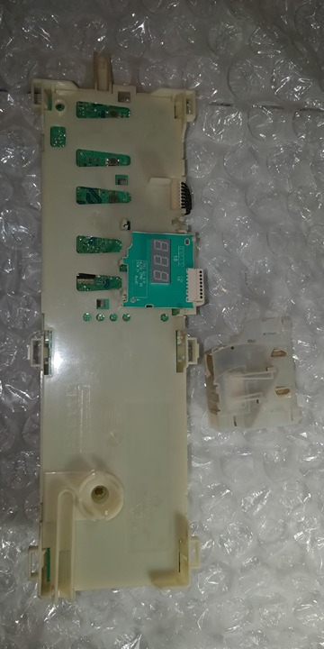 666015/422183 Main control and door switch assembly for Bosch dryer.