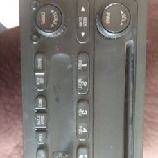 2004 Trailblazer factory CD player