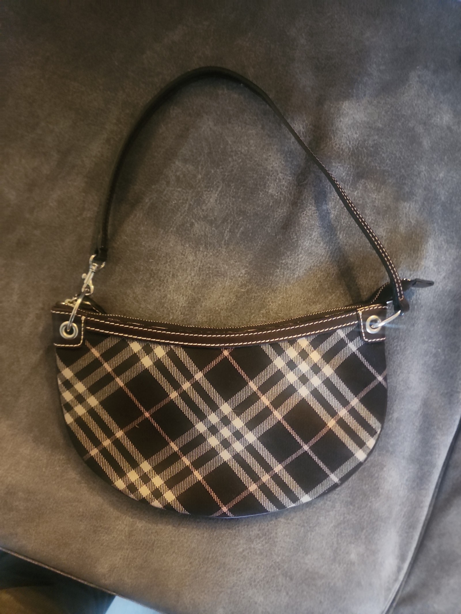 burberry purse