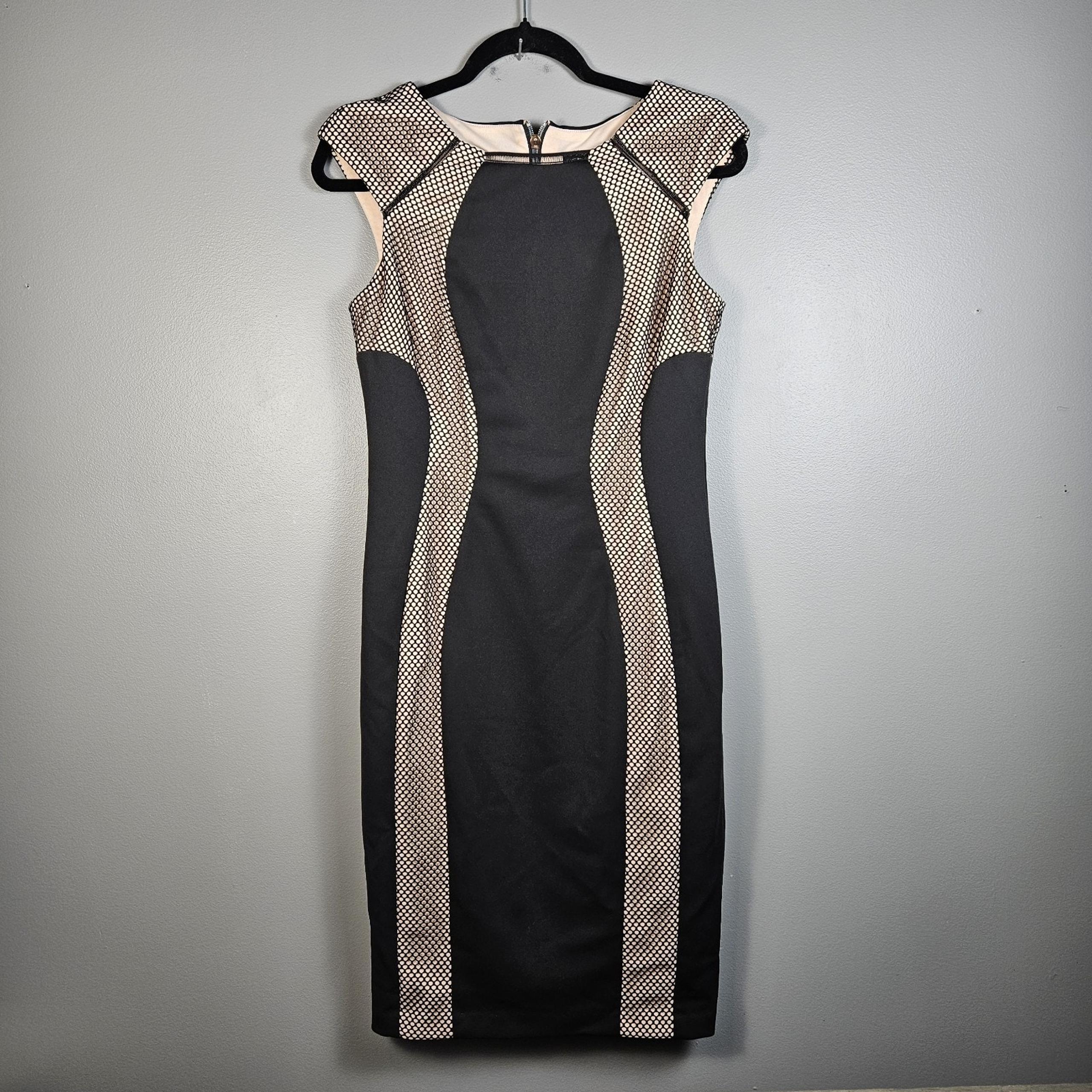 JAX Women Bodycon Black Dress Lined Cap Sleeve Size 6 Decorative Mesh