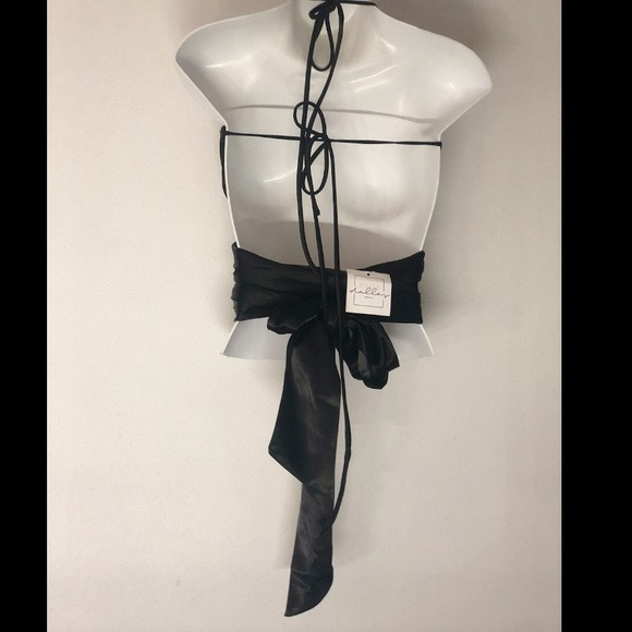 NWT Very sexy open back wrap top sz L