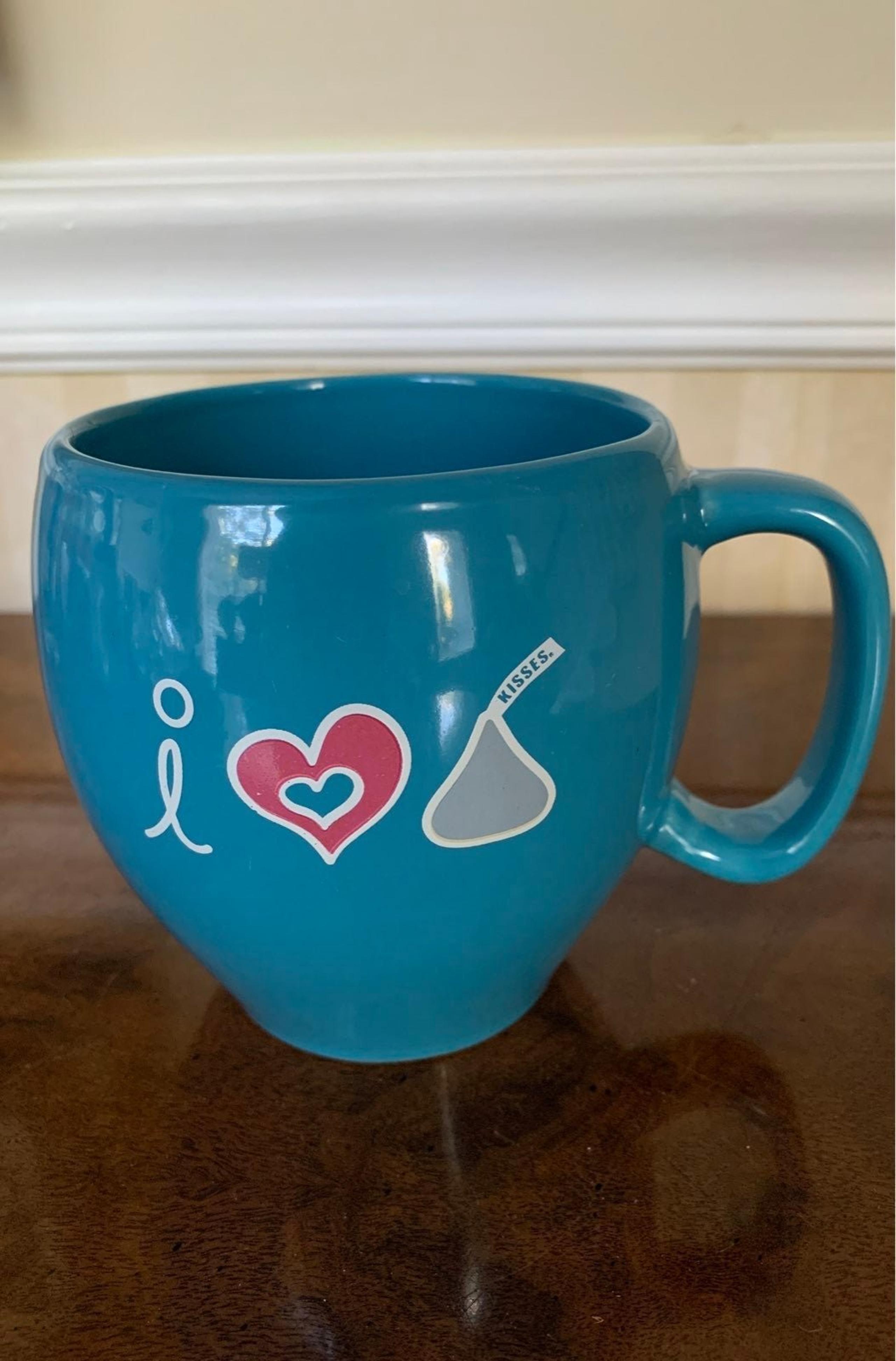 Original Hershey "Kisses" 16 oz Mug Coffee / Tea I Love Kisses 2005