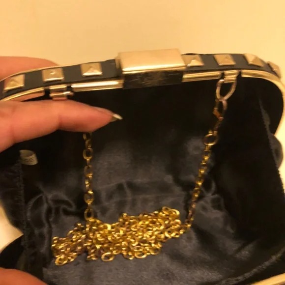 Studs handbag clutch