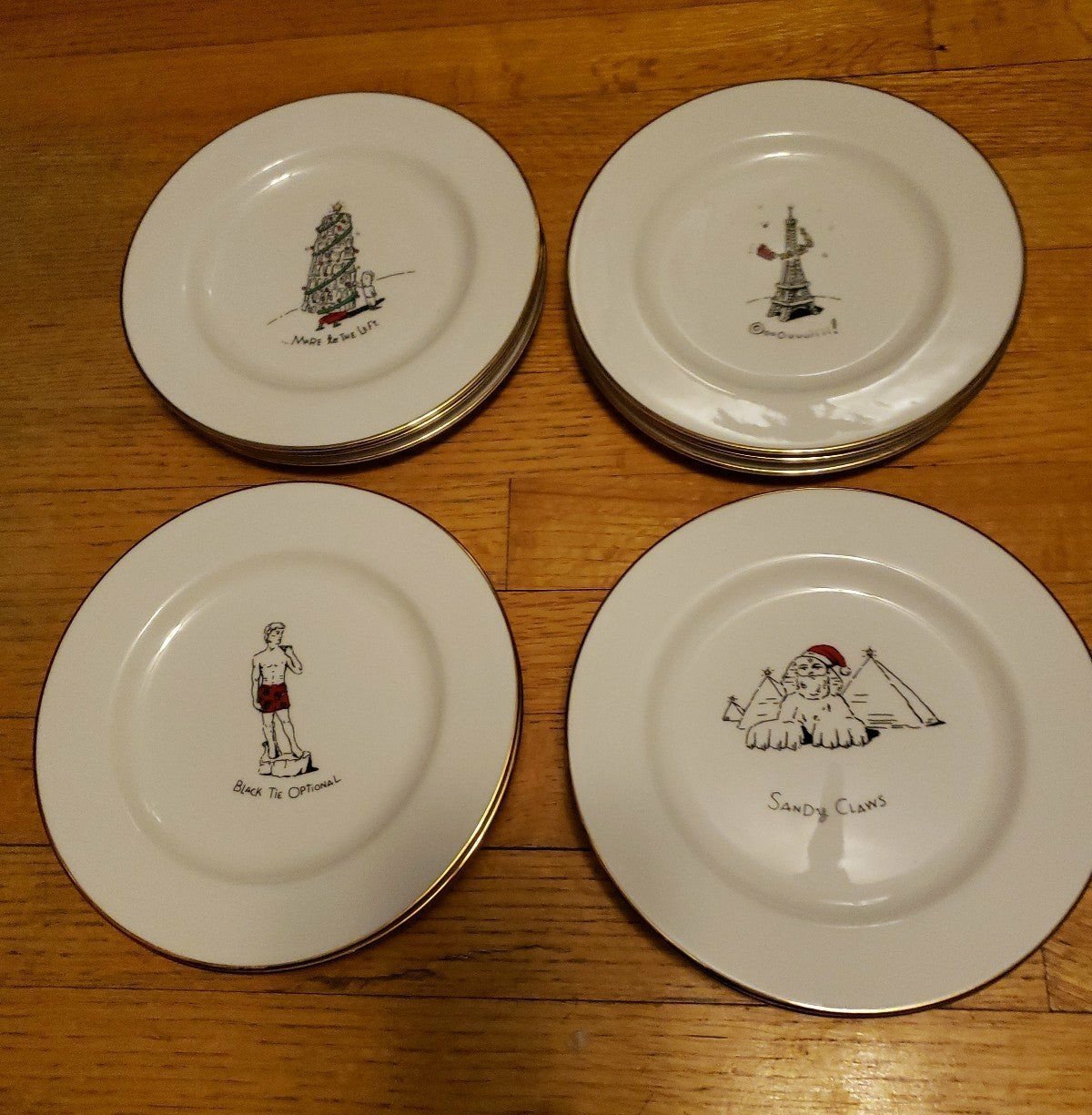Merry Masterpieces fine porcelain plates (OBS)