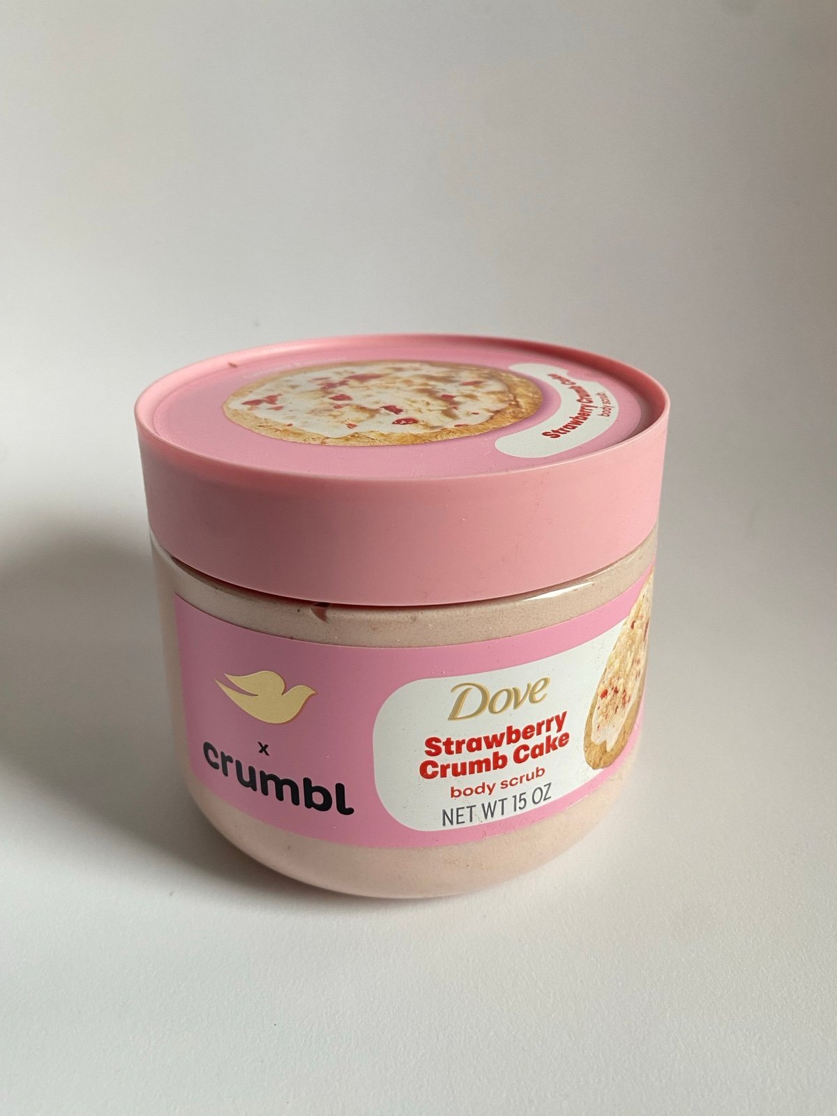 dove x crumbl body scrub strawberry crumb cake limited edition