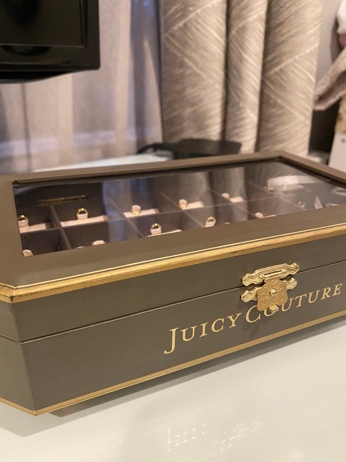 Juicy Couture collectors charm shops box