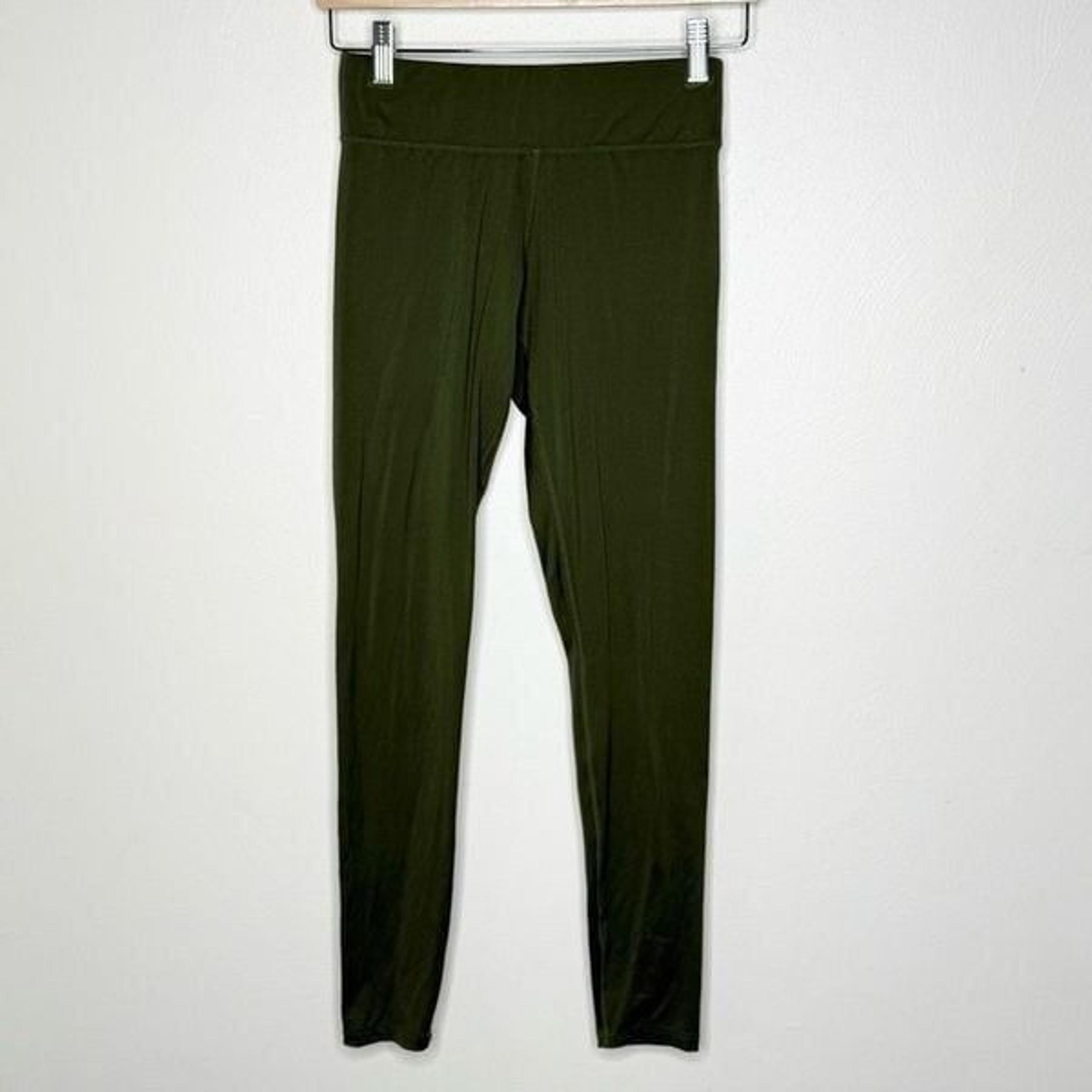 Born Primitive Hunter Green Athletic Leggings - Women’s US XS