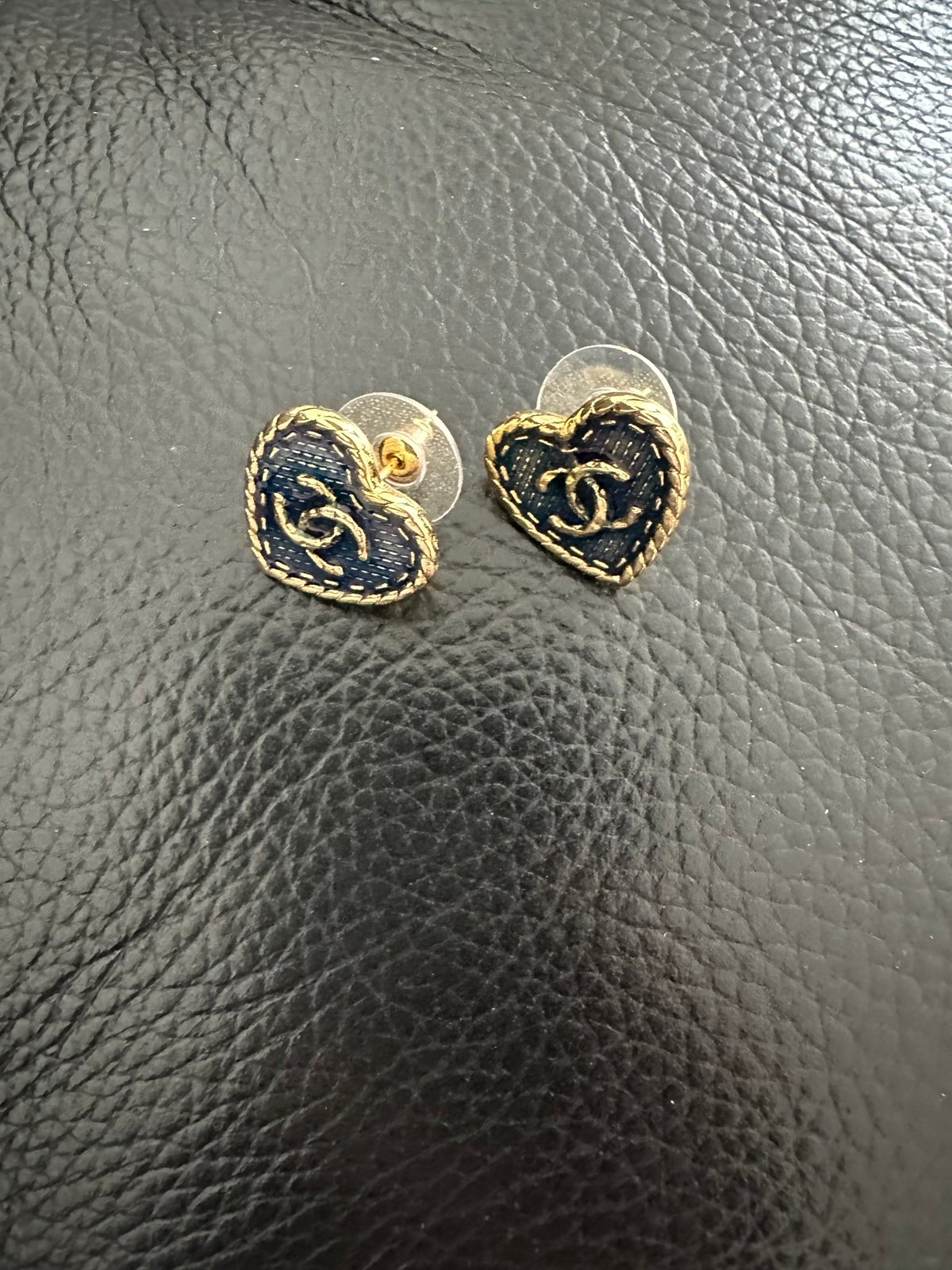 Cute denim like earring